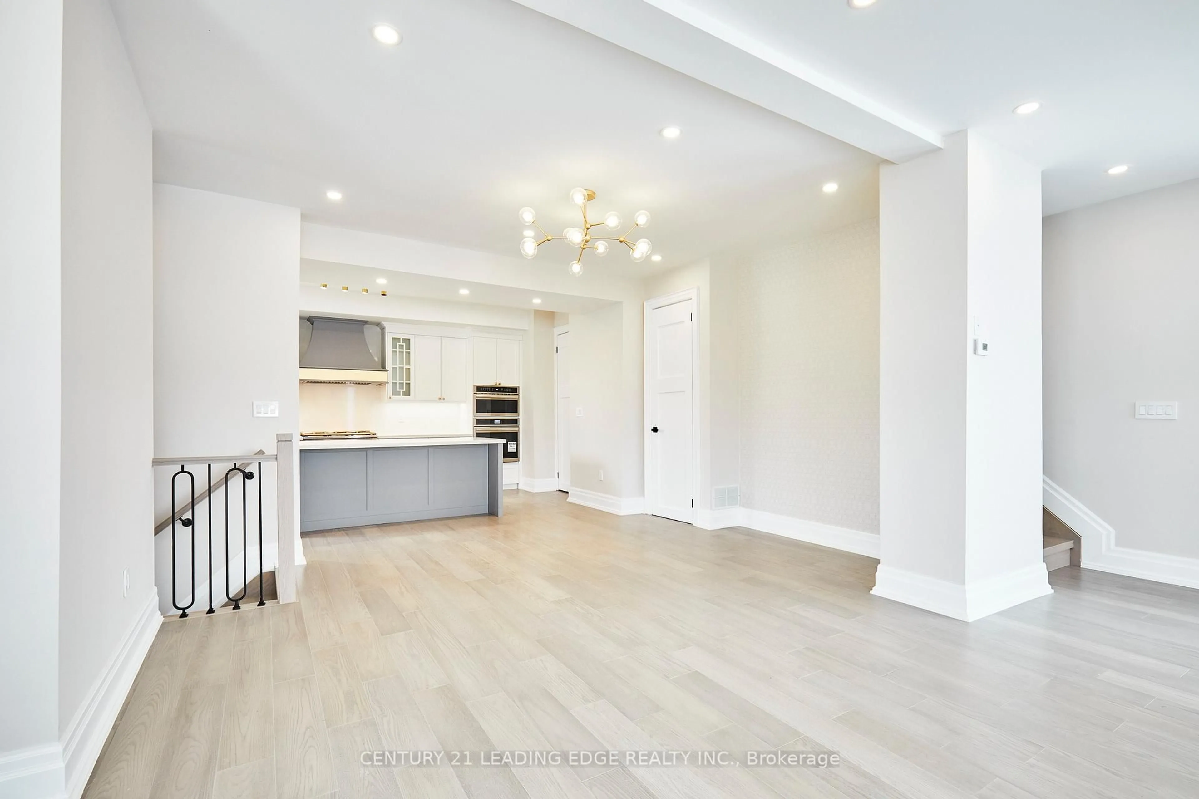 Open concept kitchen, unknown for 50 Dorset Rd, Toronto Ontario M1M 2S7