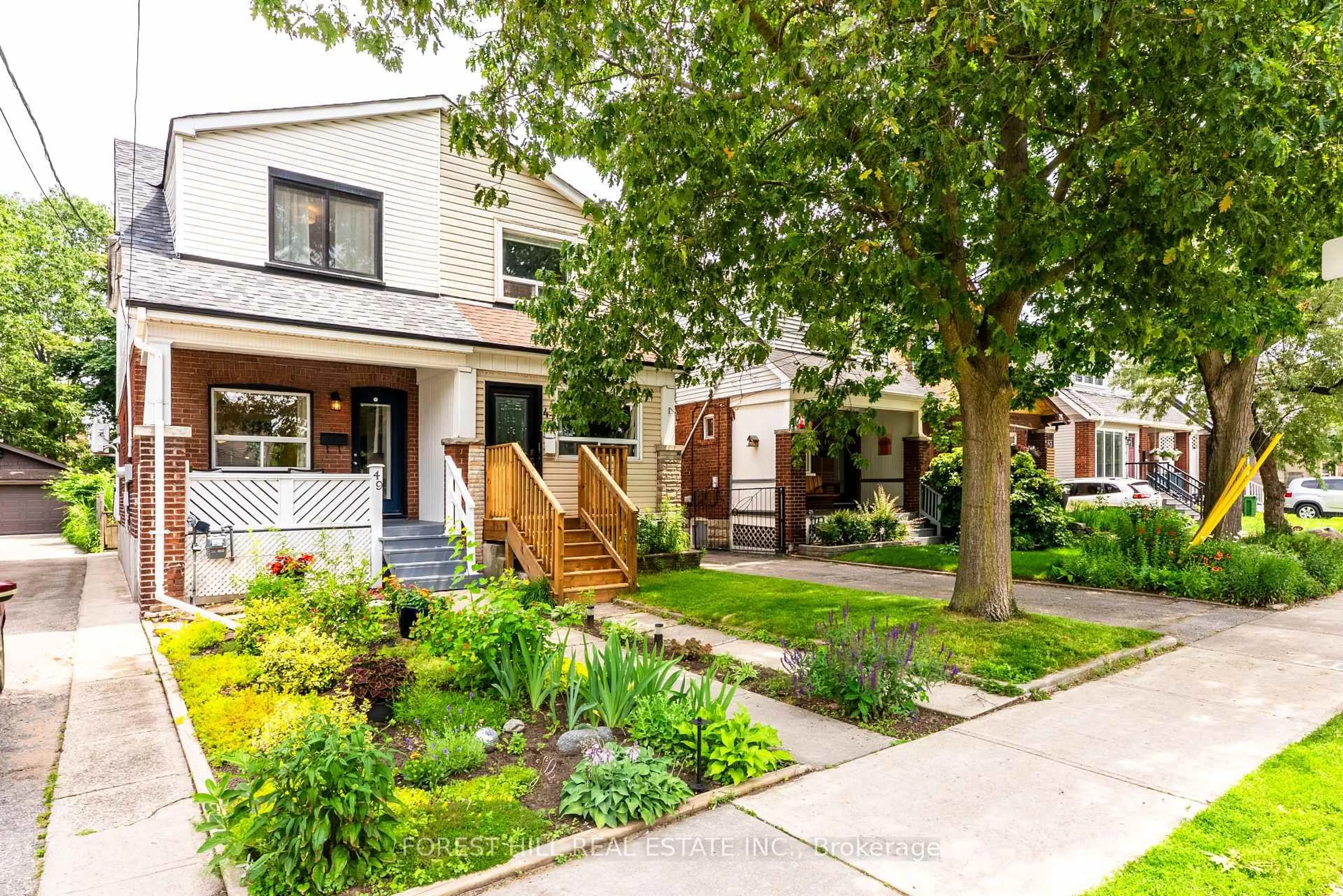 Home with brick exterior material, street for 49 Gledhill Ave, Toronto Ontario M4C 5K7