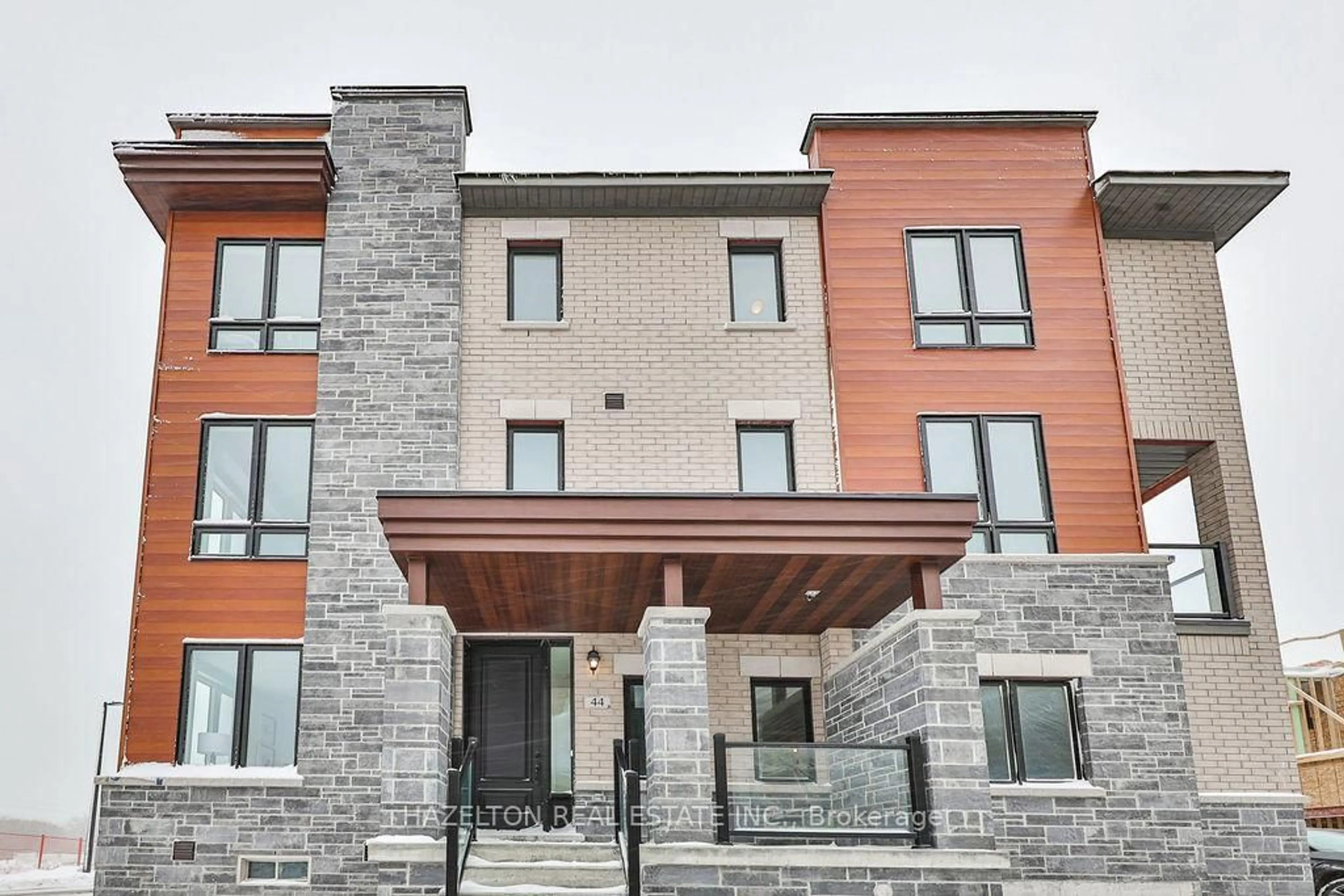 Home with brick exterior material, building for 44 Dockside Way, Whitby Ontario L1N 0M6
