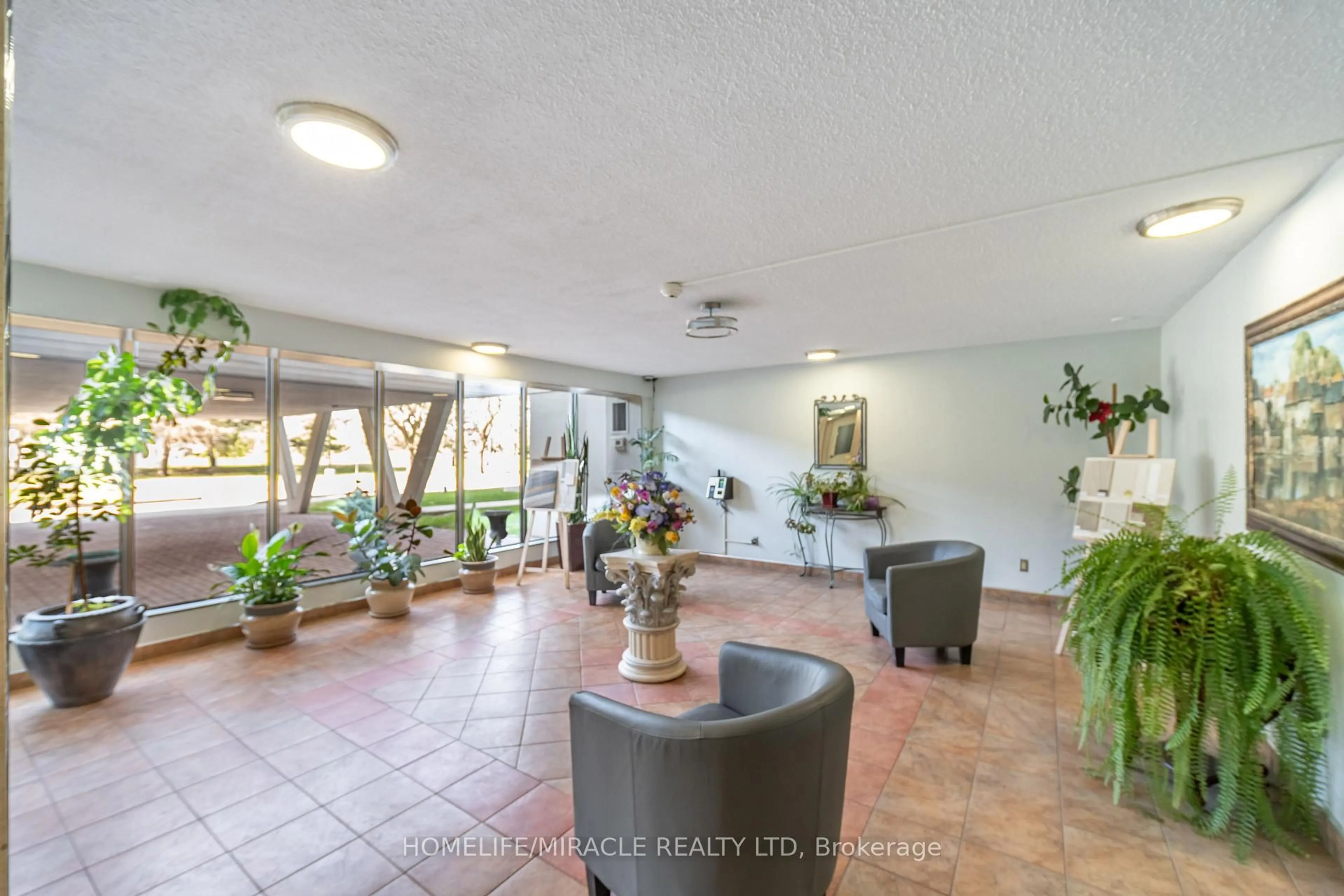 Unknown for 301 Prudential Dr #701, Toronto Ontario M1P 4V3