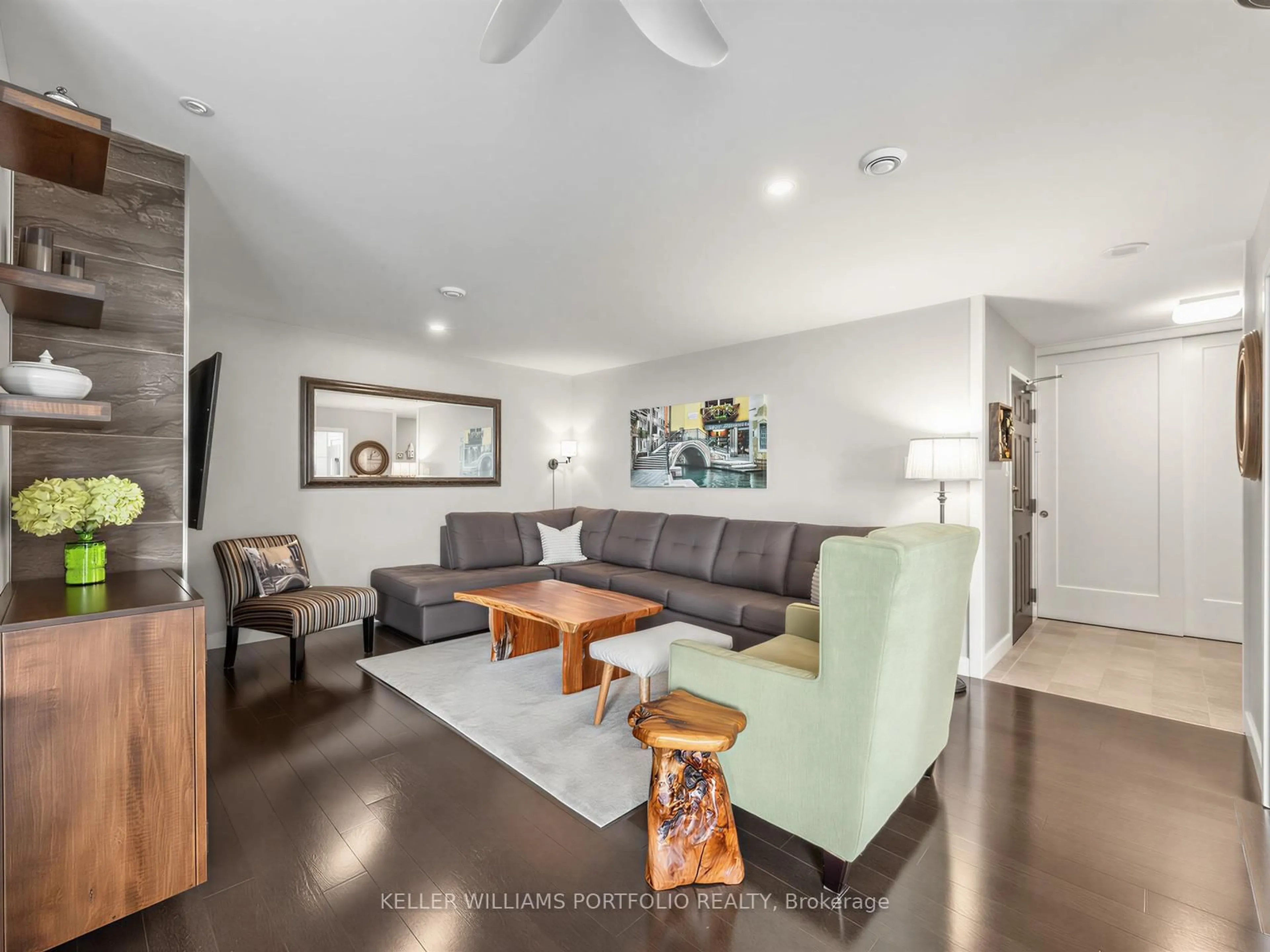Living room with furniture, unknown for 2 Westney Rd #PH208, Ajax Ontario L1T 3H3
