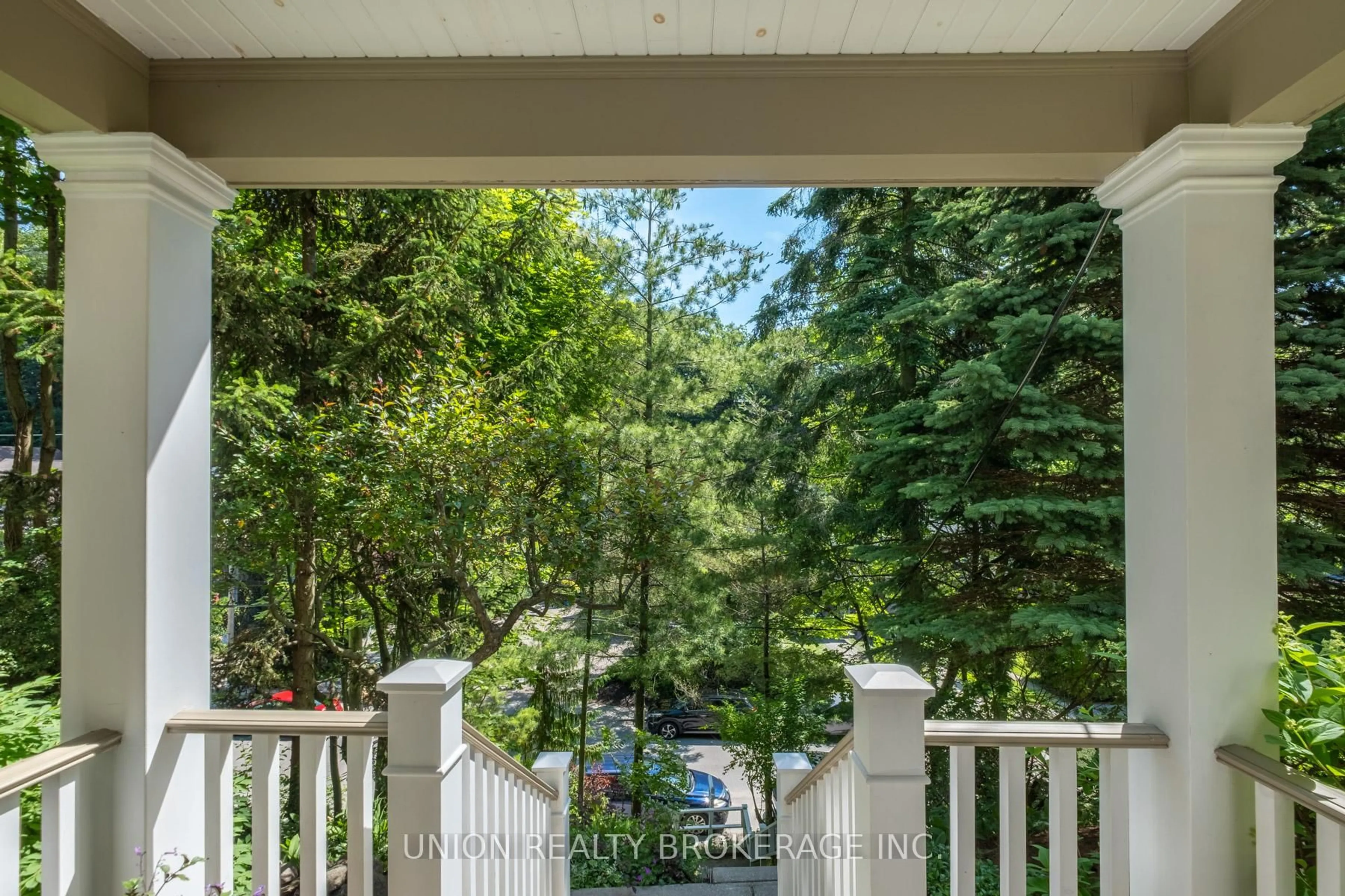 Unknown for 102 Neville Park Blvd, Toronto Ontario M4E 3P8