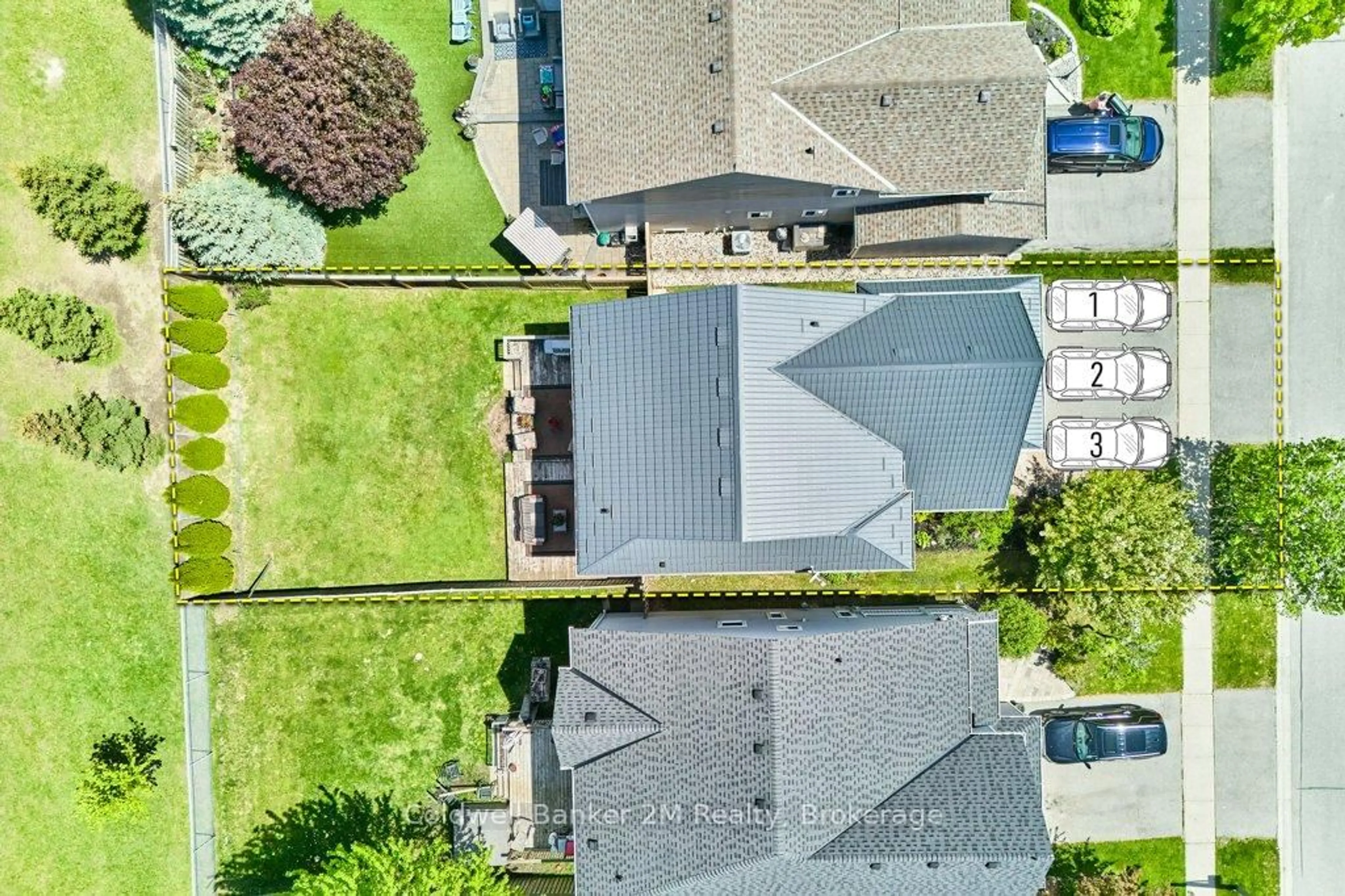 A pic from outside/outdoor area/front of a property/back of a property/a pic from drone, street for 1150 Oakhill Ave, Oshawa Ontario L1K 2P1