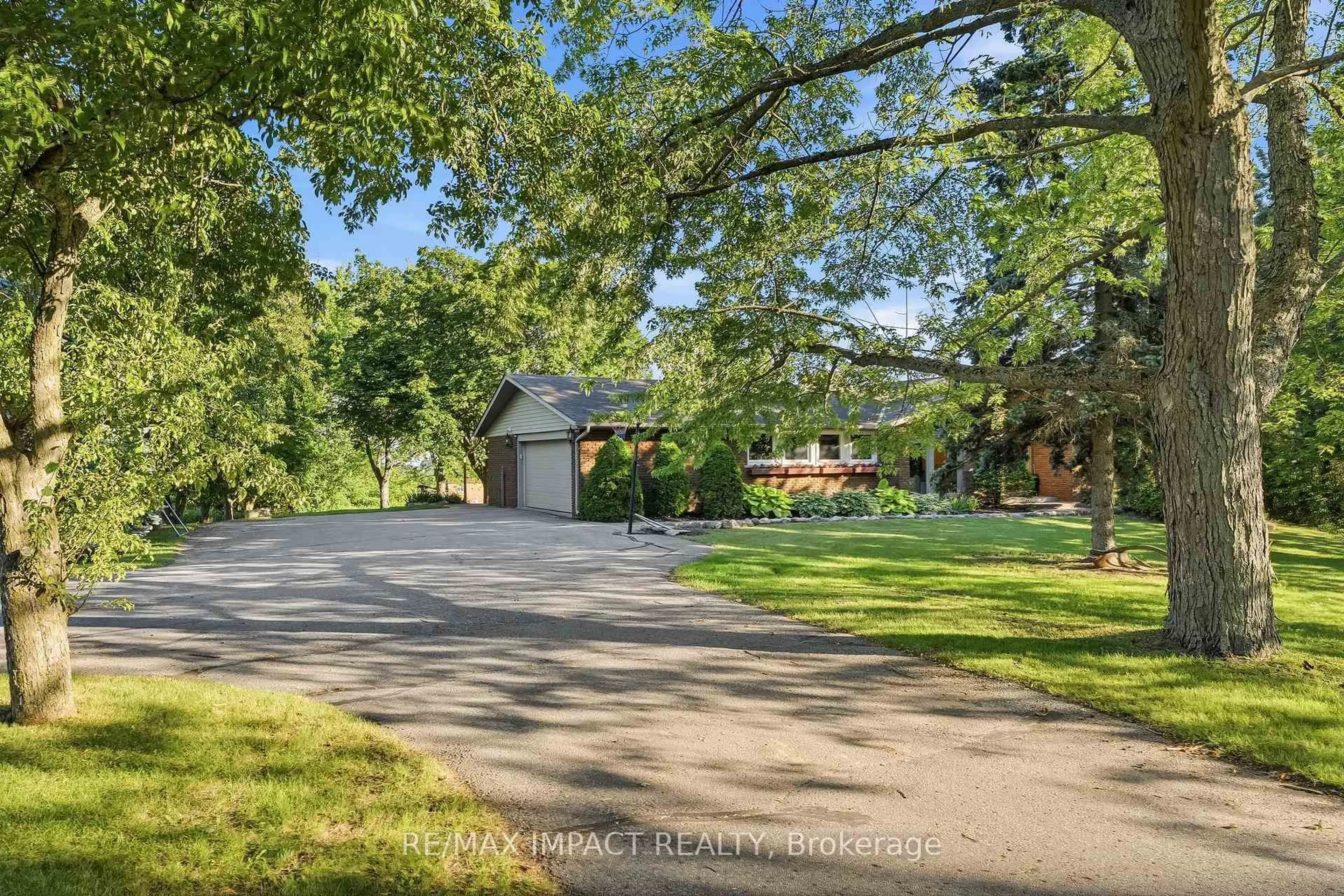 A pic from outside/outdoor area/front of a property/back of a property/a pic from drone, street for 1597 Concession Road 7 Rd, Clarington Ontario L0B 1J0