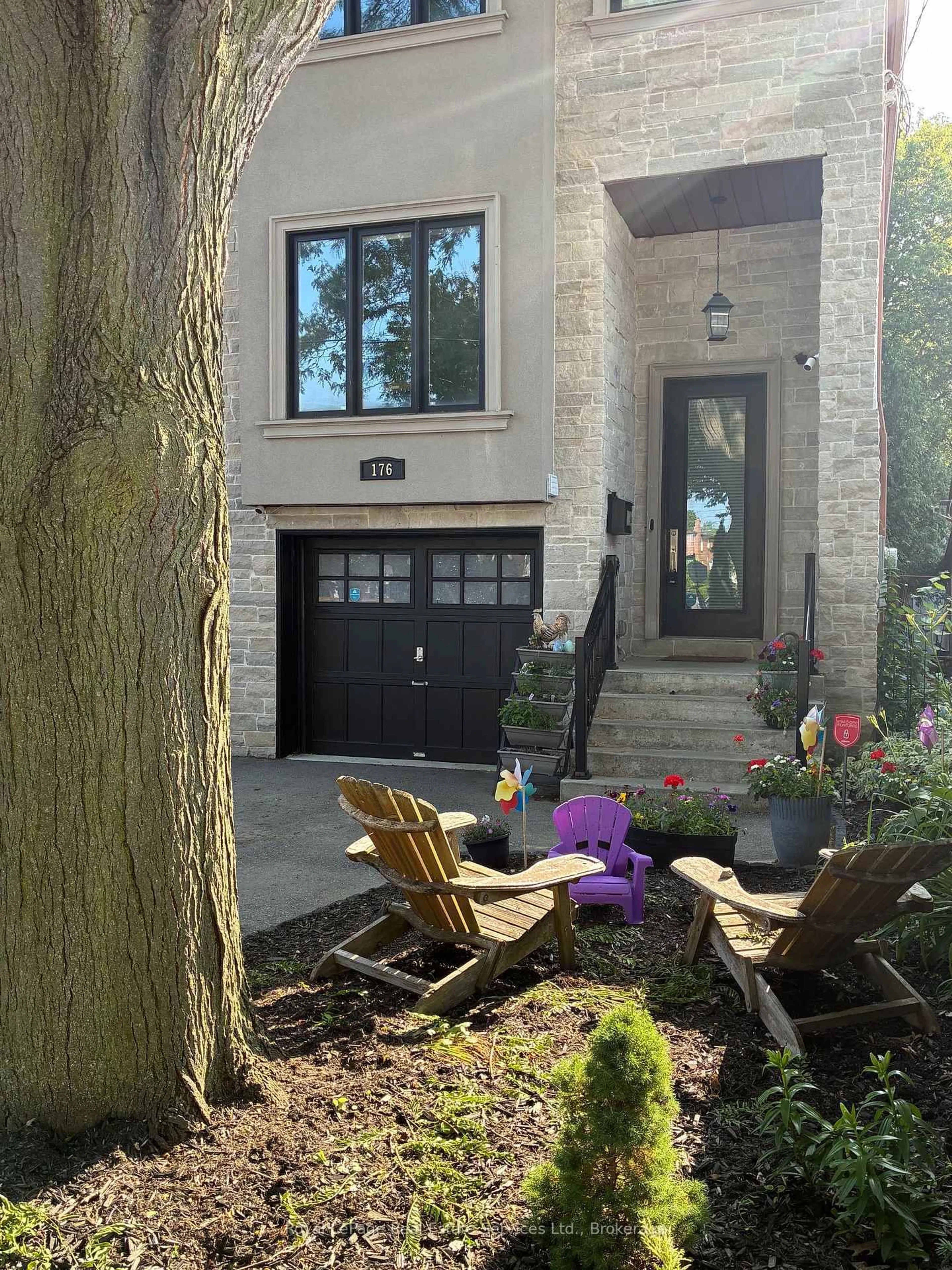 Home with brick exterior material, street for 176 Leyton Ave, Toronto Ontario M1L 3V6