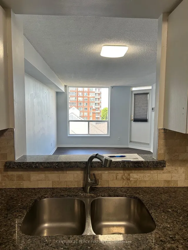 480 Mclevin Ave #709, Toronto 3