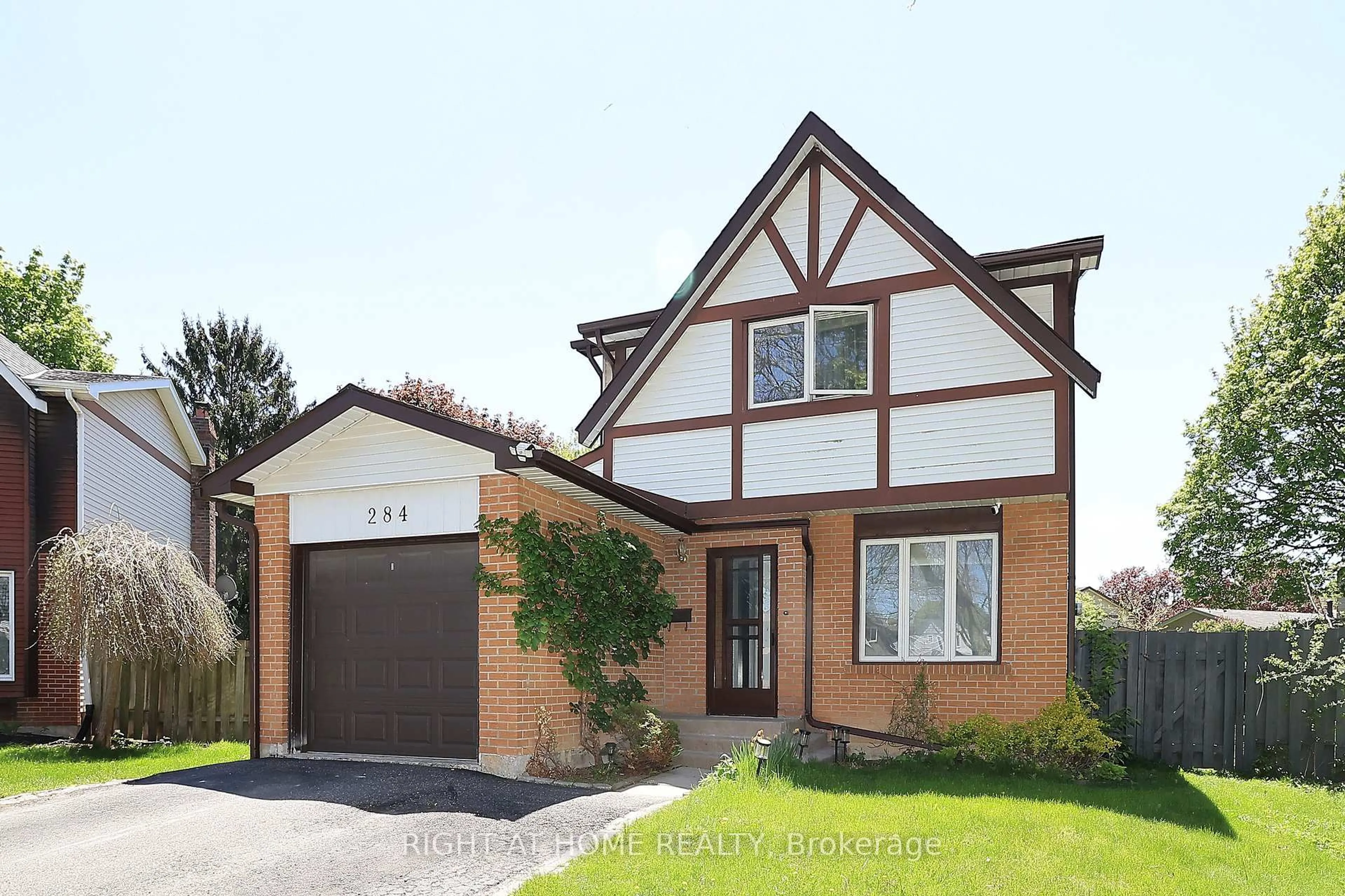 Home with brick exterior material, street for 284 Belfast Crt, Oshawa Ontario L1J 6K7
