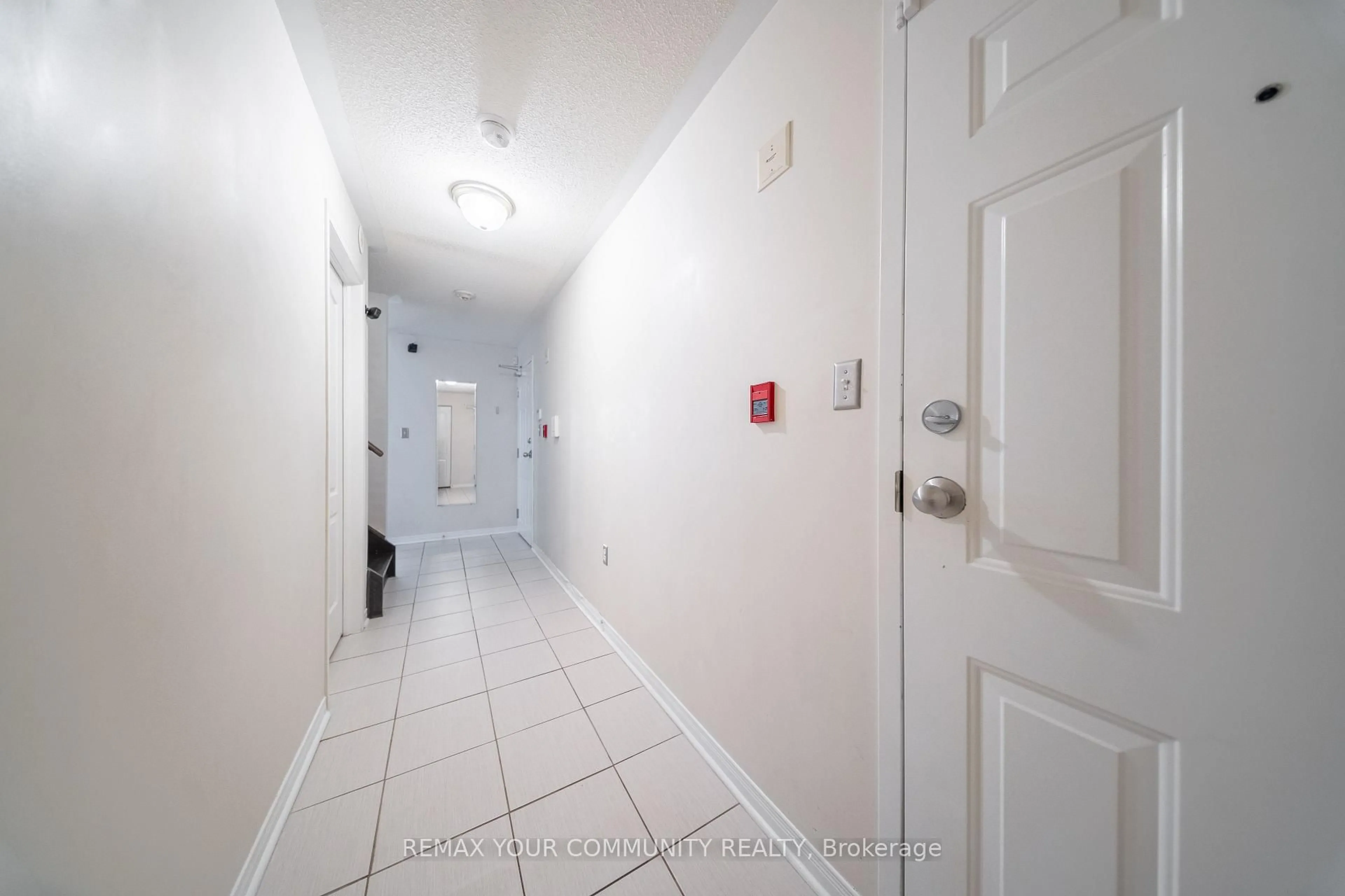 Unknown for 651F Warden Ave #48, Toronto Ontario M1L 0E8