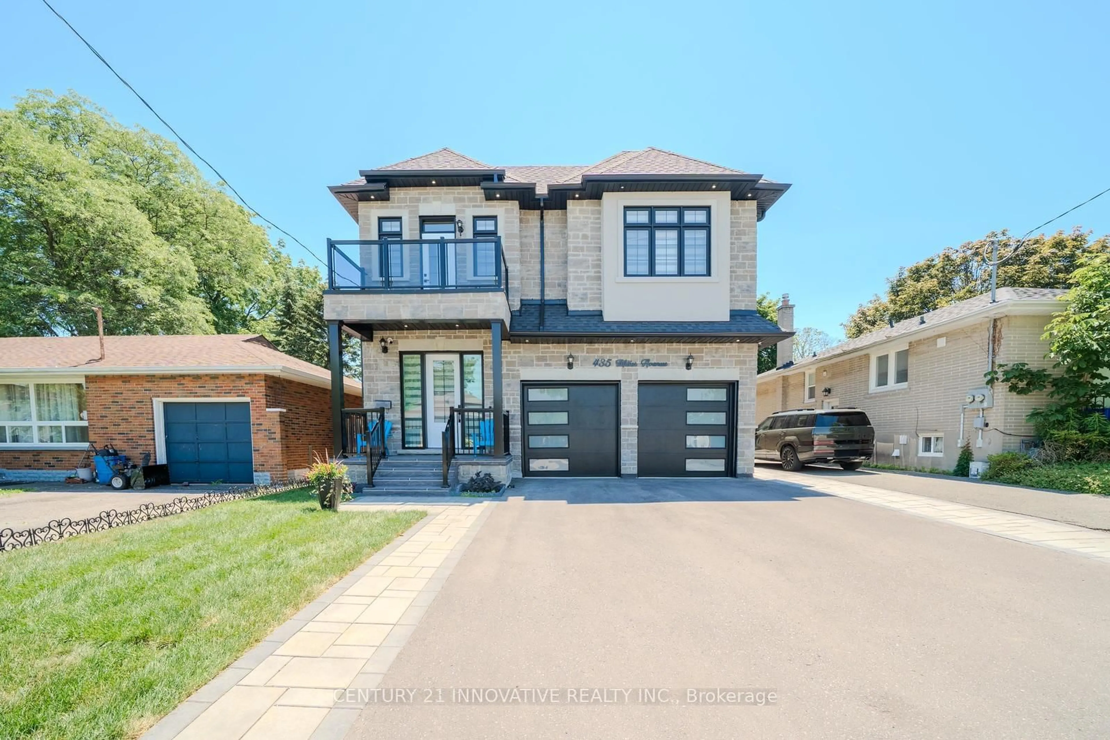 Home with brick exterior material, street for 435 Miller Ave, Oshawa Ontario L1J 2S8