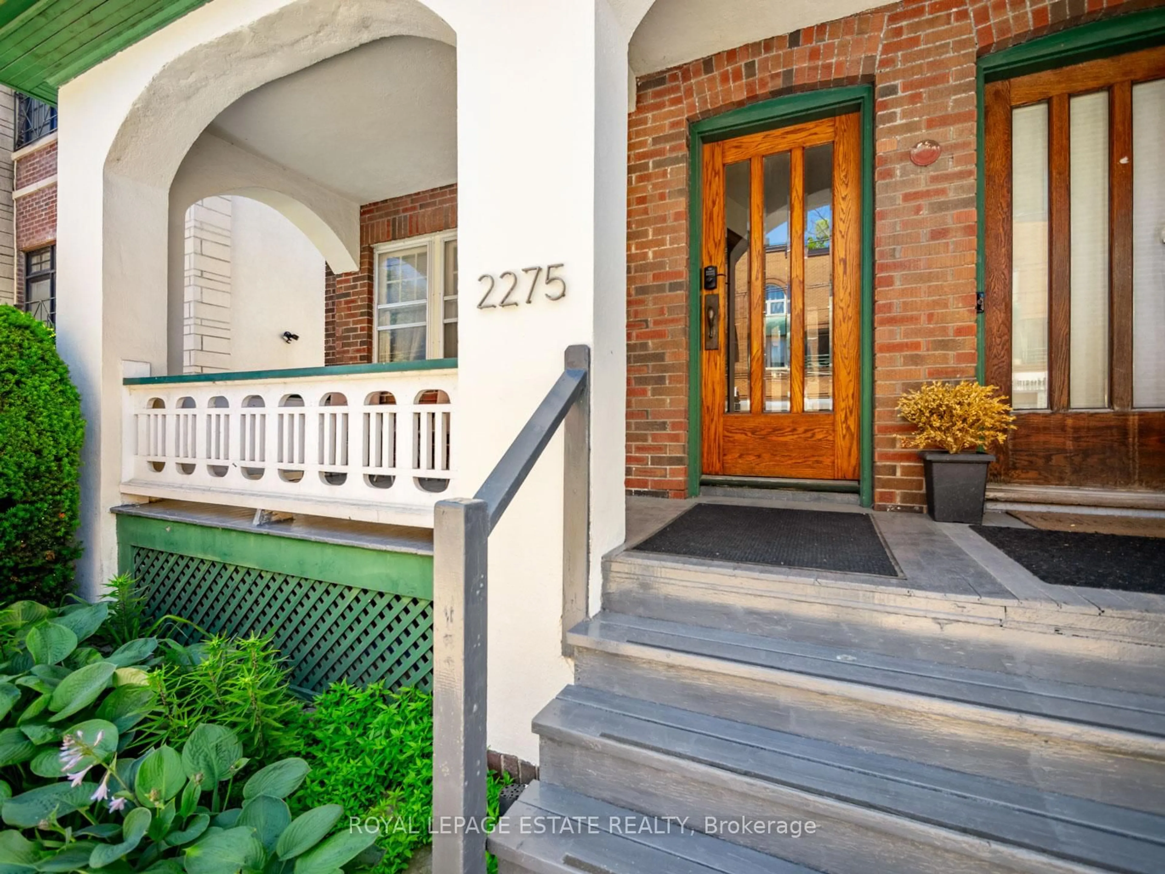 Indoor entryway for 2275 Queen St, Toronto Ontario M4E 1G5