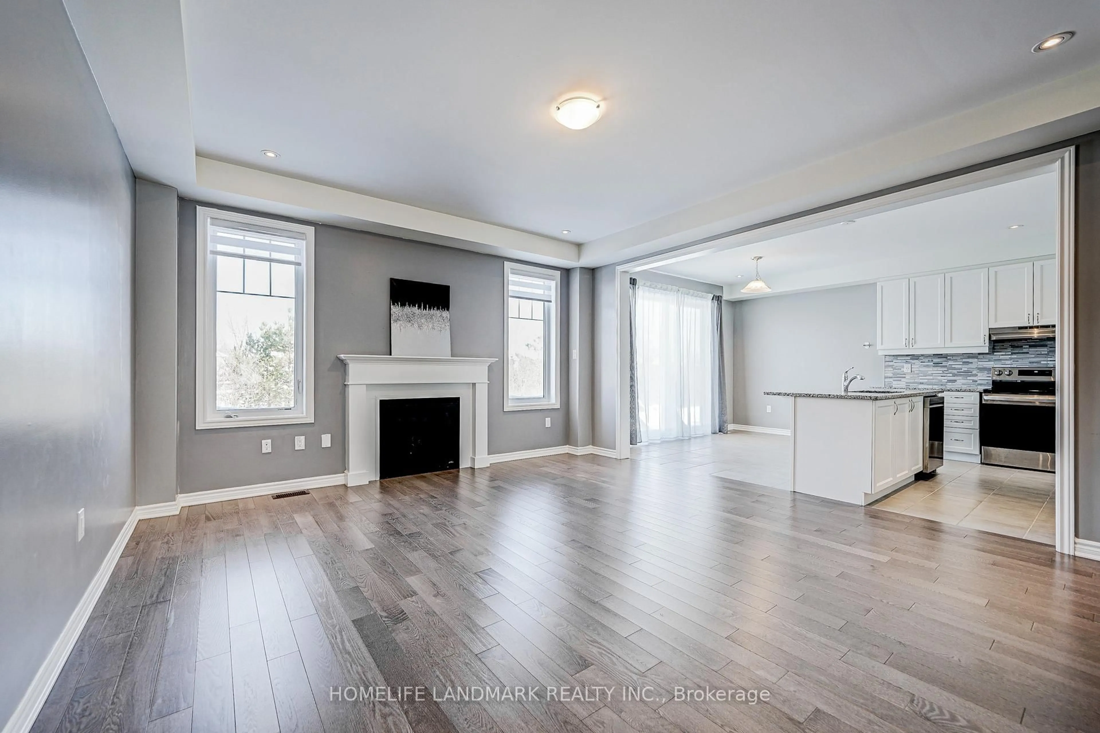 Unknown for 106 Barkerville Dr, Whitby Ontario L1P 0L8