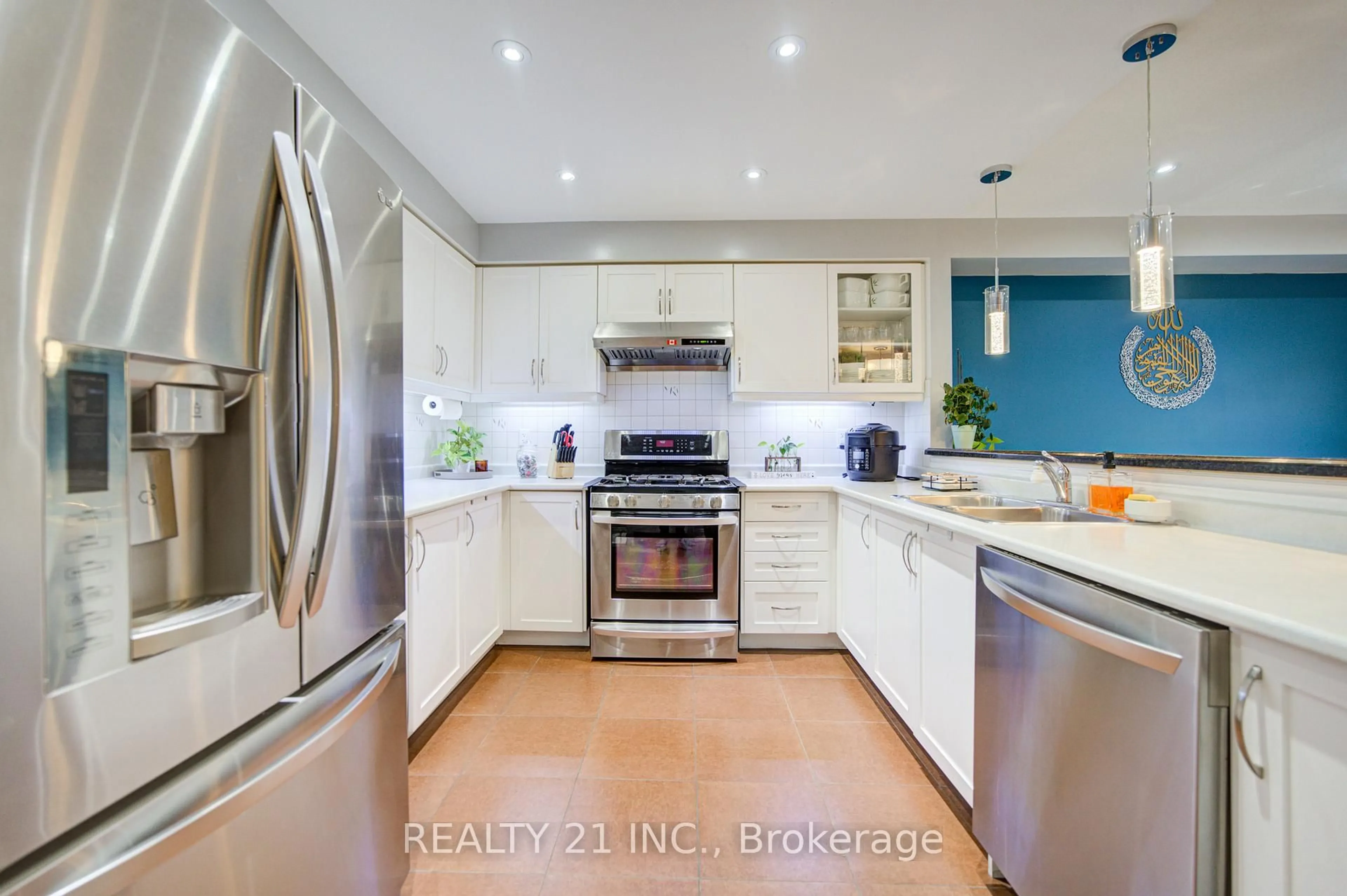 Contemporary kitchen, ceramic/tile floor for 36 Lurcook St, Ajax Ontario L1S 0E5