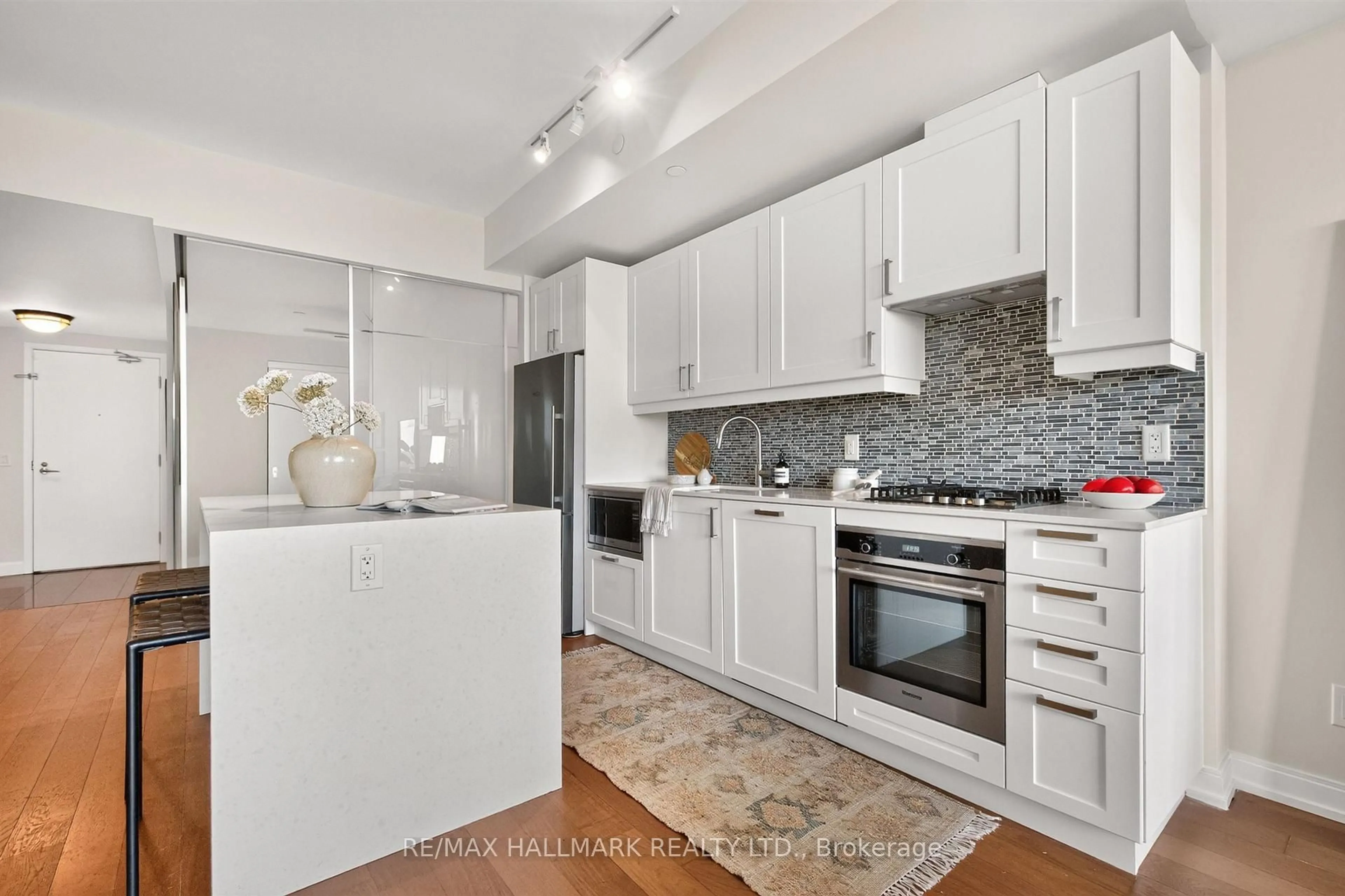 Unknown for 1100 Kingston Rd #506, Toronto Ontario M1N 0B3