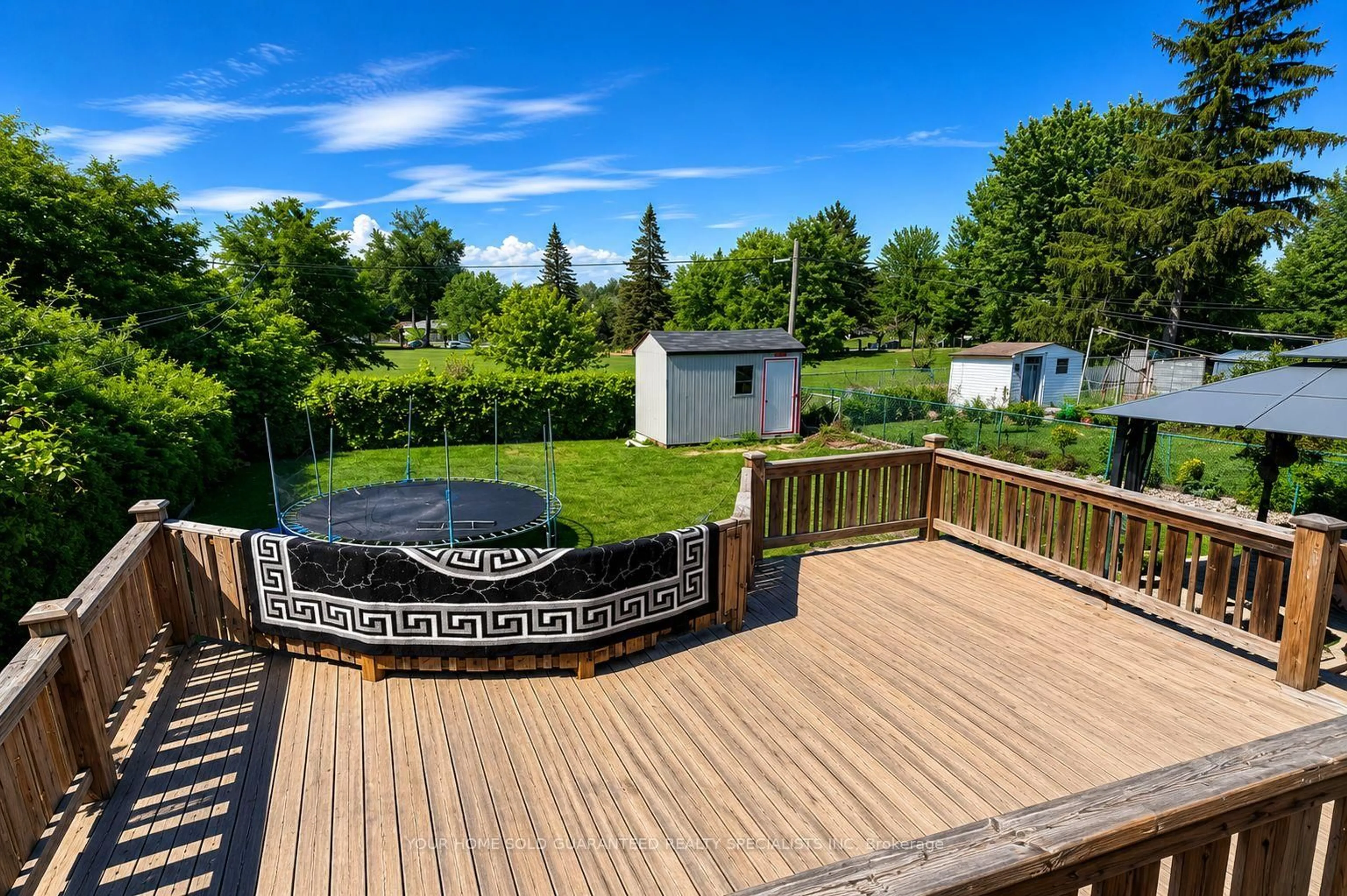 Patio, water/lake/river/ocean view for 34 Zenith Dr, Toronto Ontario M1K 1K4