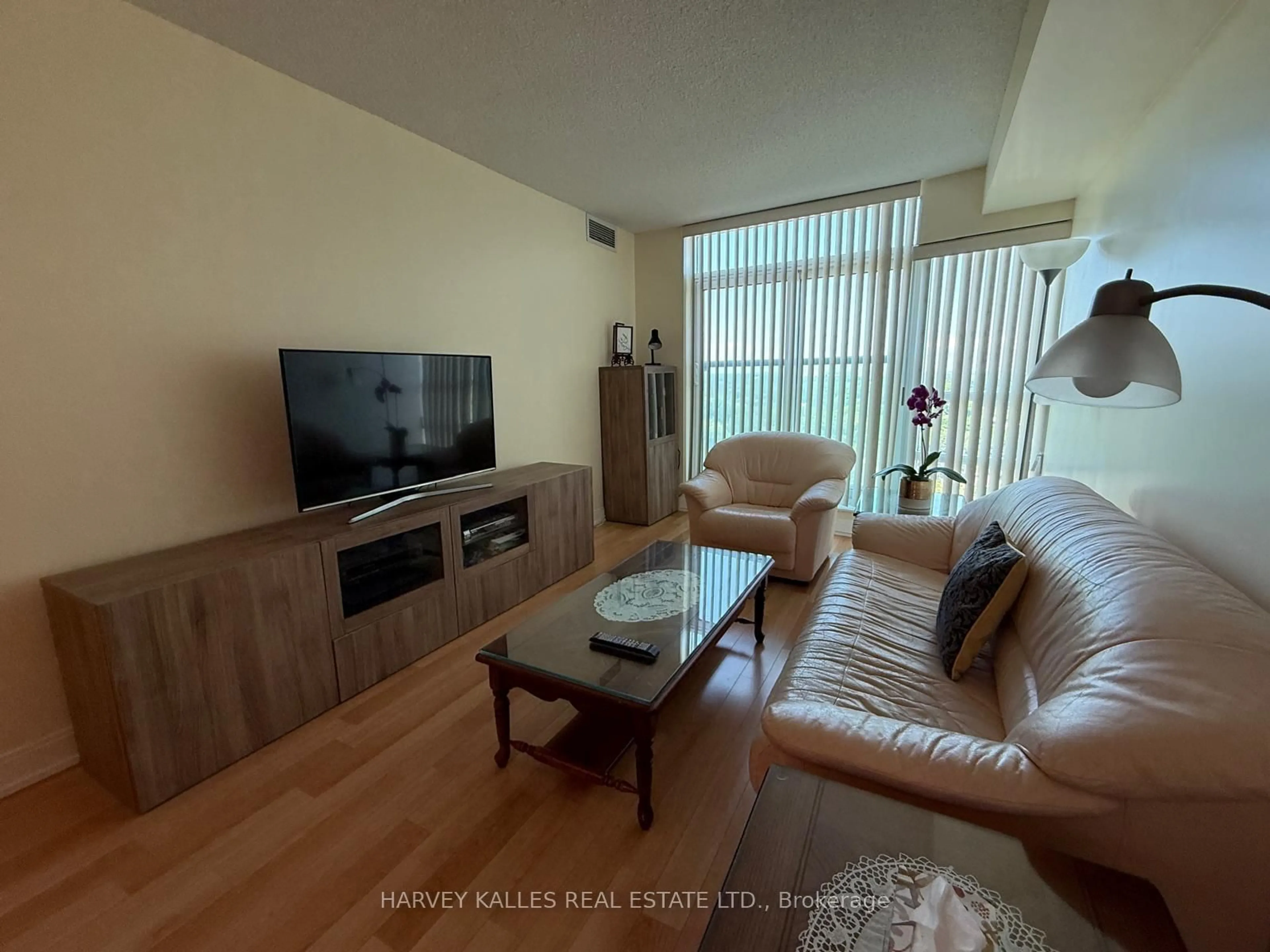 Living room with furniture, unknown for 238 Bonis Ave #1915, Toronto Ontario M1T 3W7