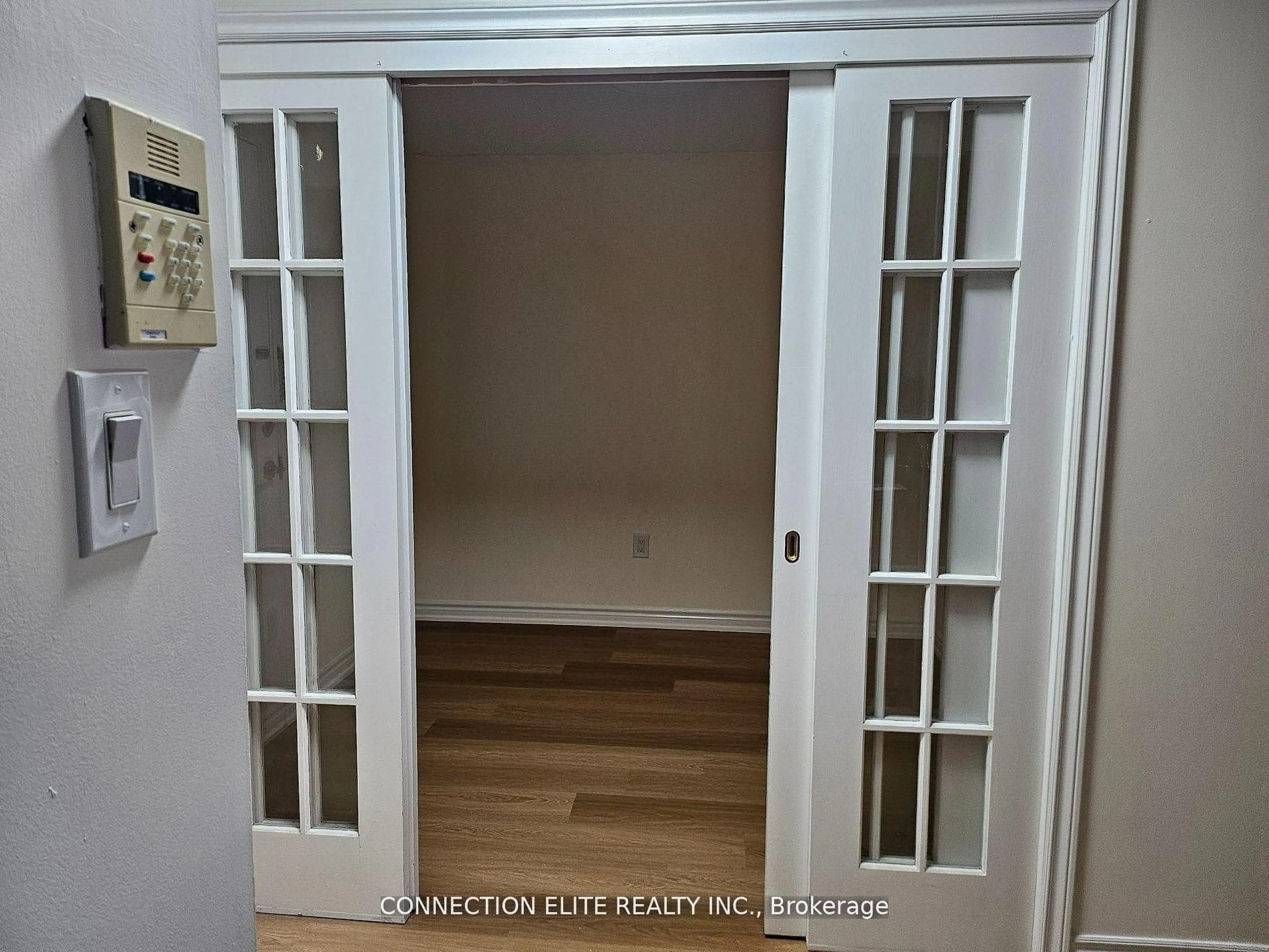 Indoor entryway for 125 Omni Dr #2232A, Toronto Ontario M1P 5A9