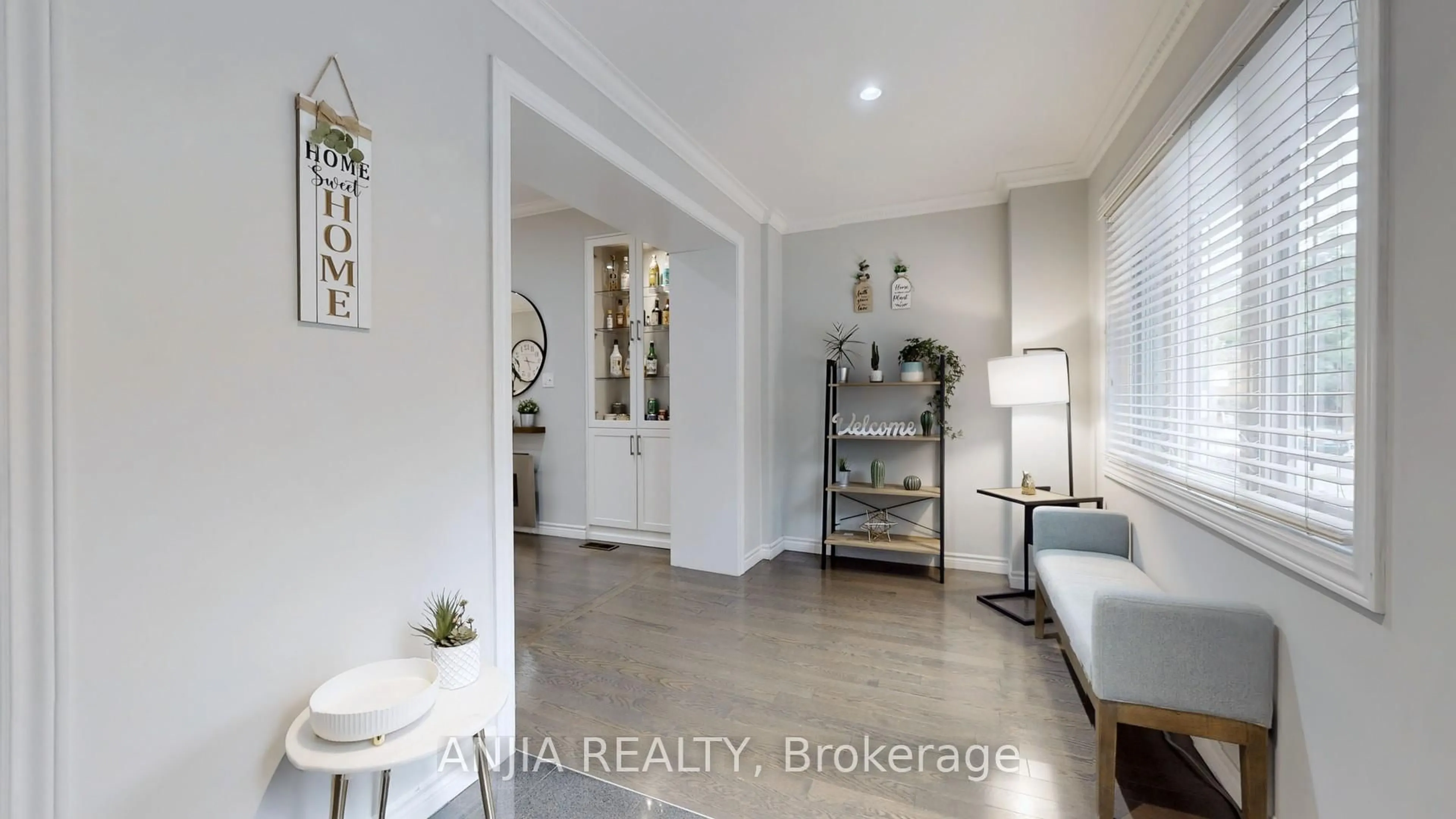 Indoor entryway for 691 Greenwood Ave, Toronto Ontario M4J 4B6
