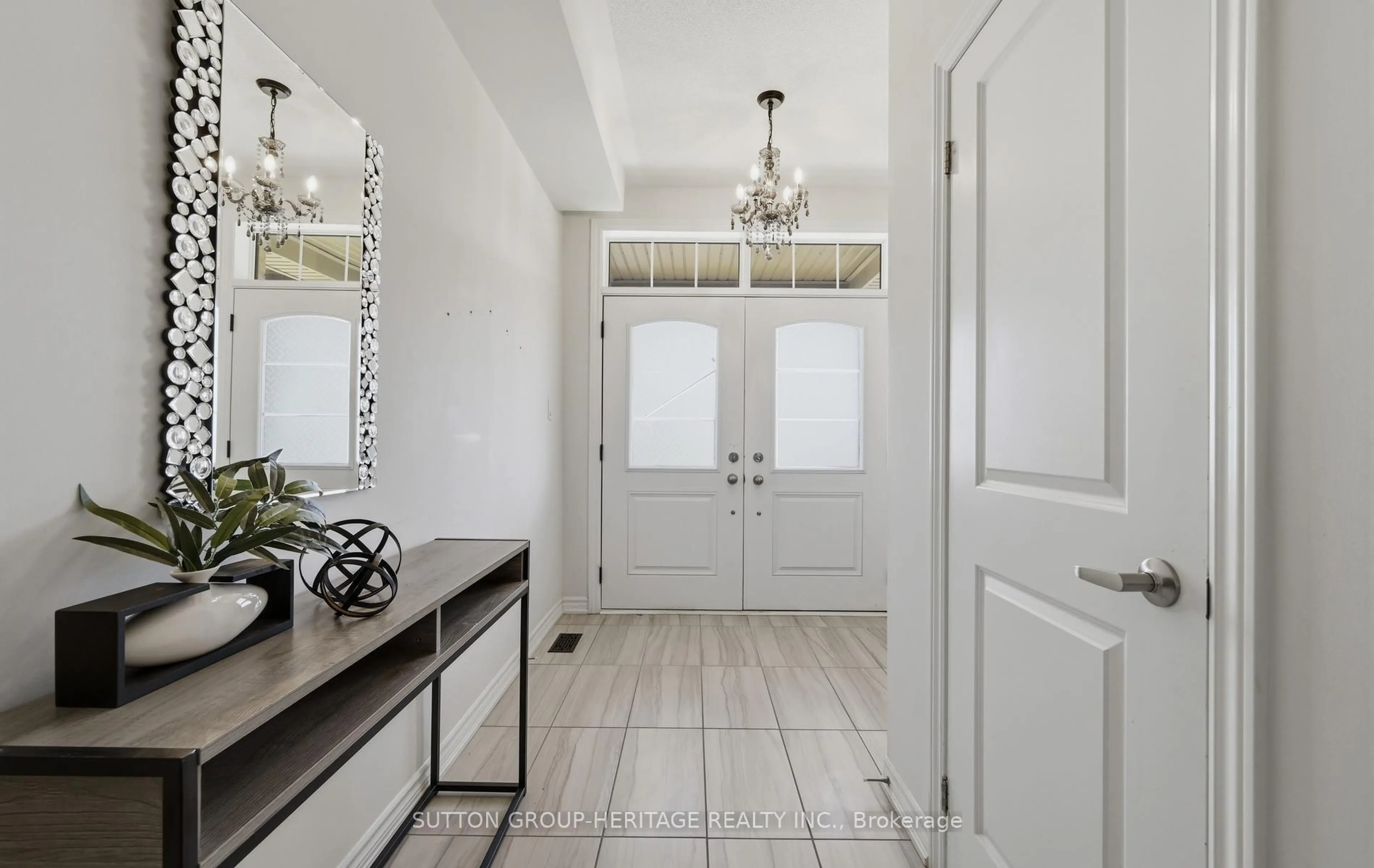 Indoor entryway for 83 Marcel Brunelle Dr, Whitby Ontario L1P 0G9