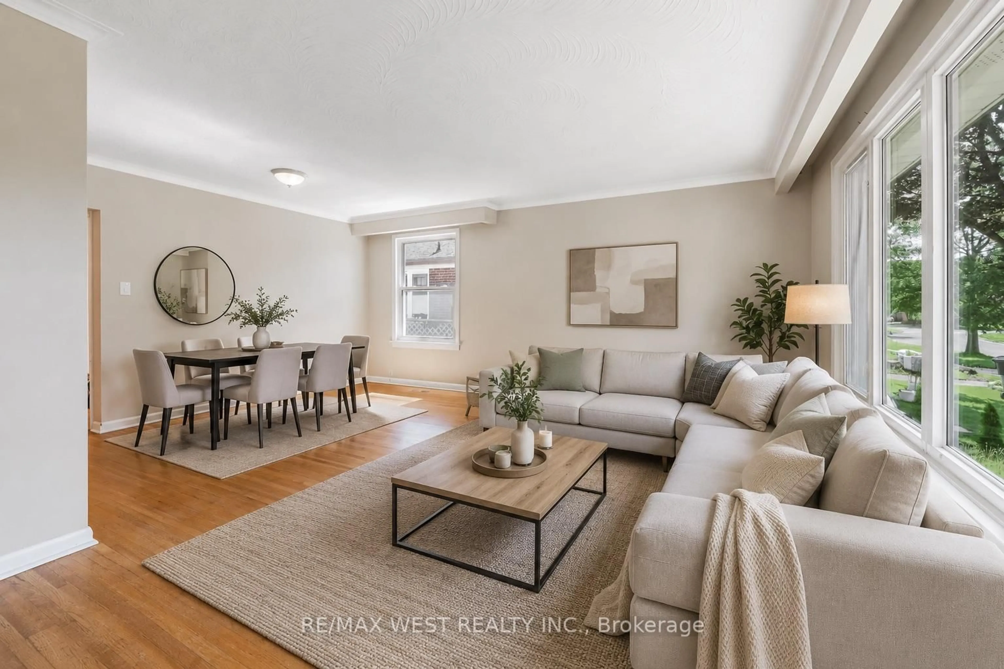 Living room with furniture, unknown for 11 Melchior Dr, Toronto Ontario M1E 3W3
