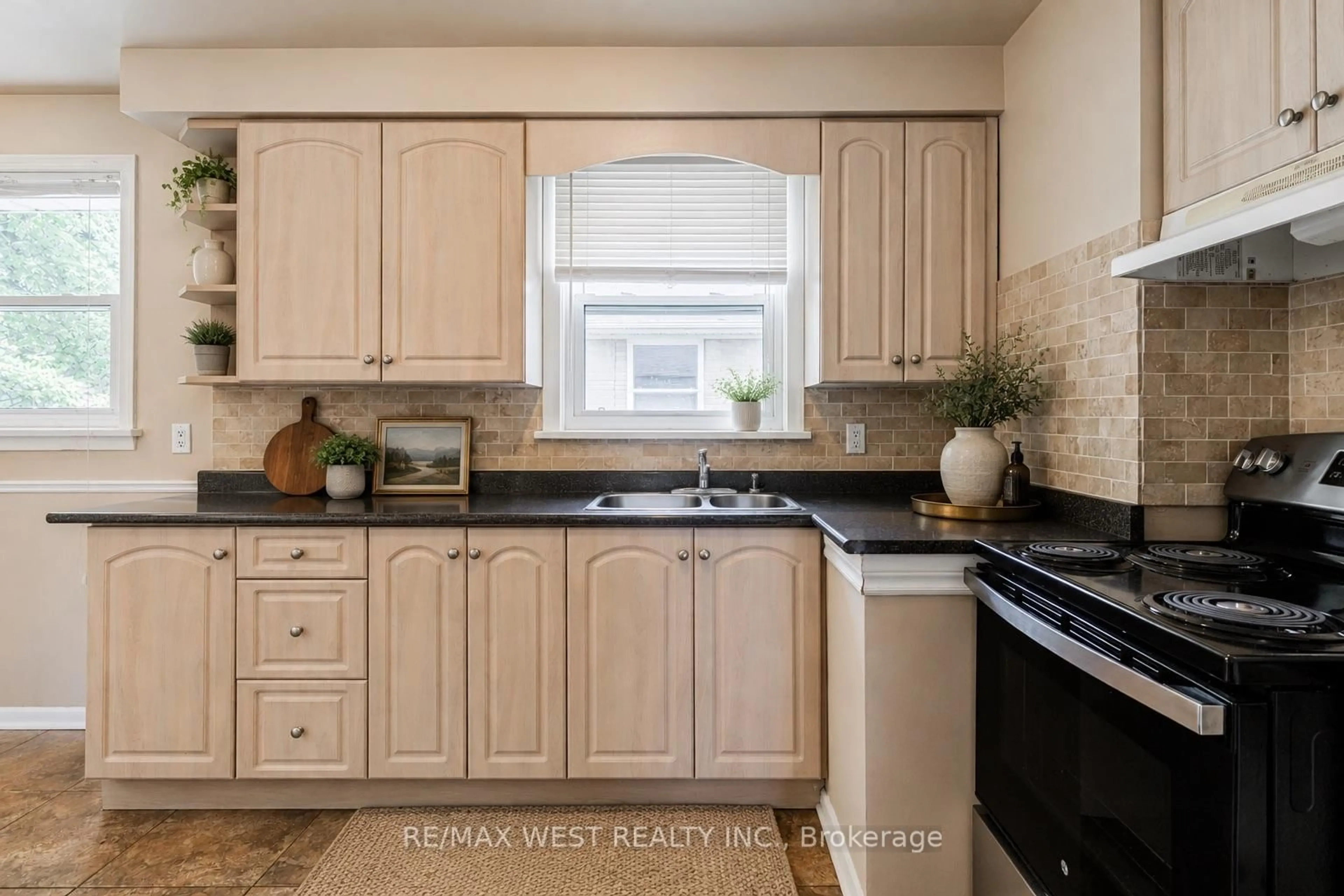 Standard kitchen, ceramic/tile floor for 11 Melchior Dr, Toronto Ontario M1E 3W3