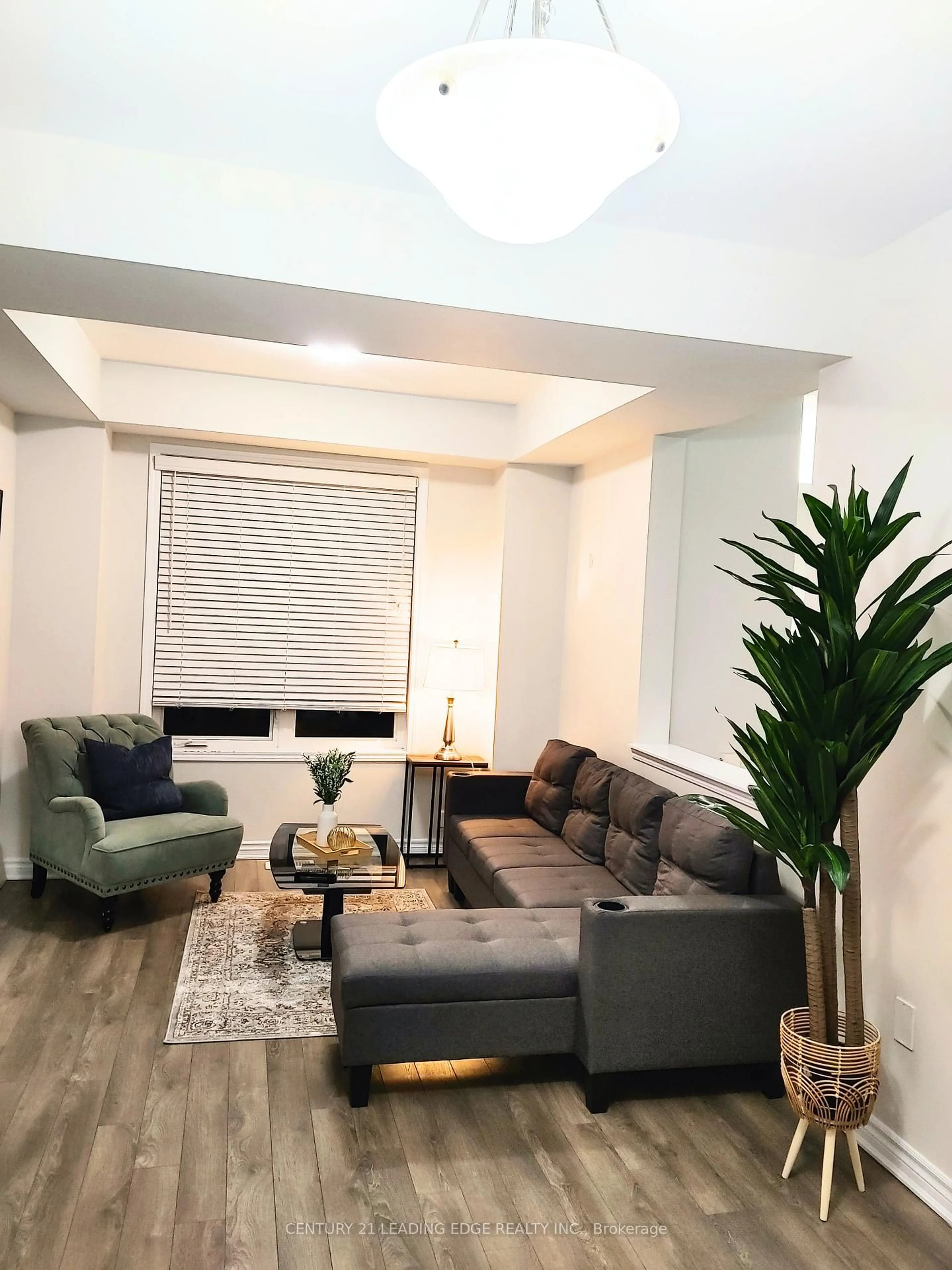 Living room with furniture, unknown for 5 Fusilier Dr, Toronto Ontario M1L 0J4