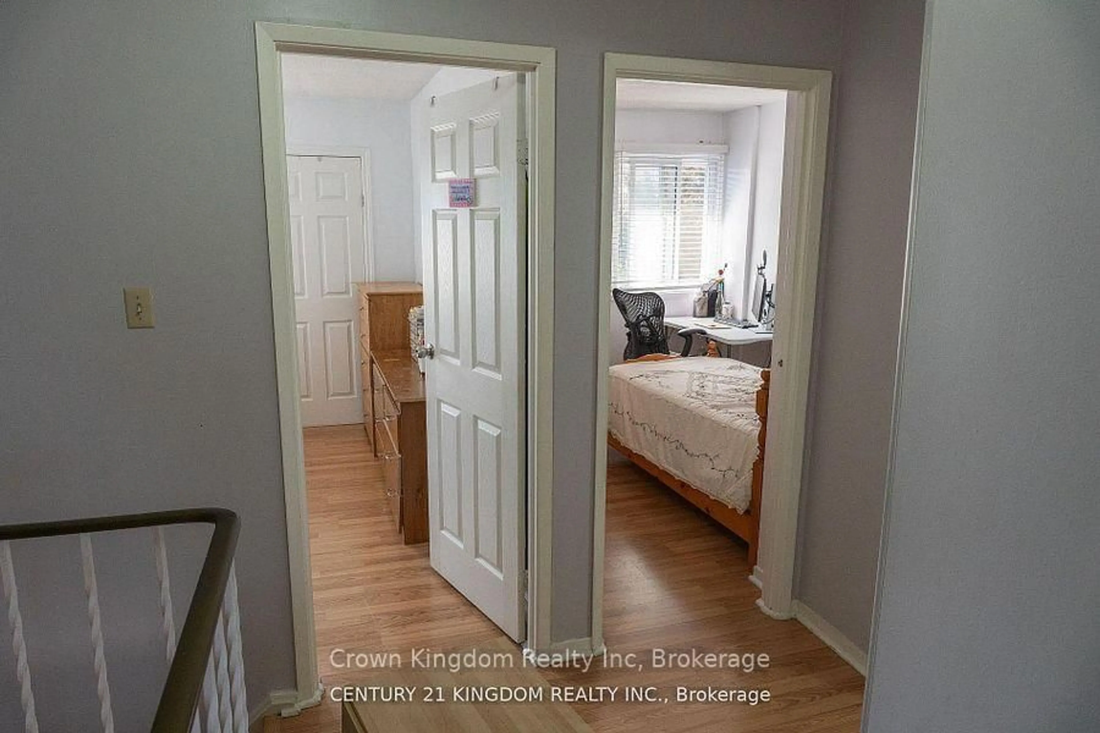 Indoor entryway for 30 Wingarden Crt #80, Toronto Ontario M1B 2K2