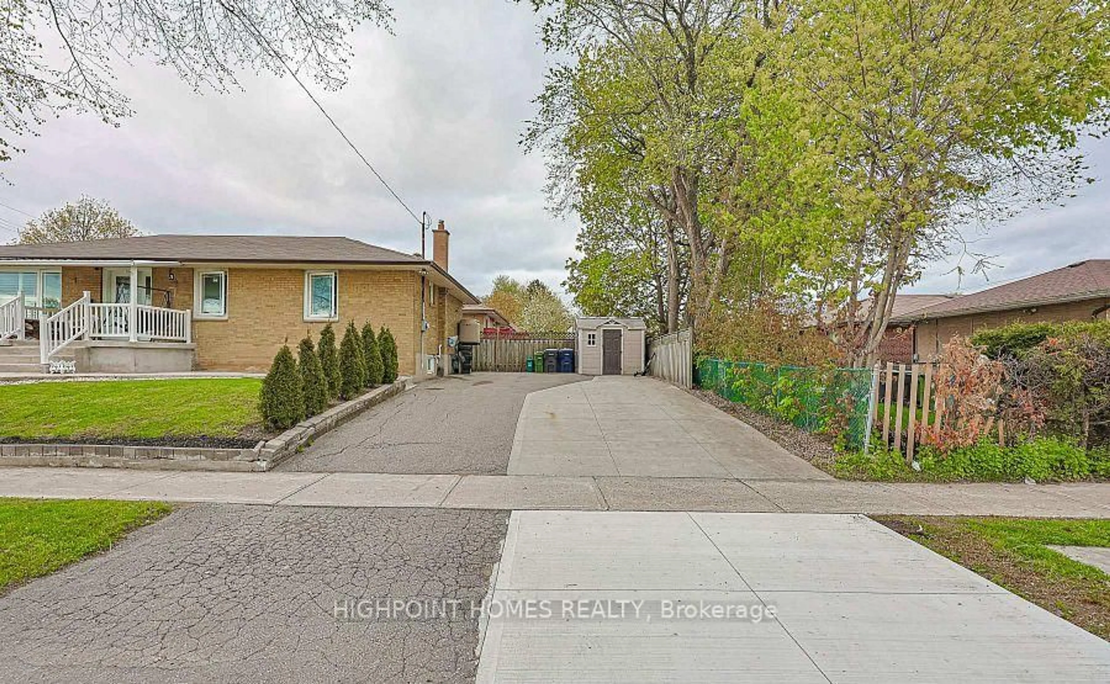 Patio, street for 3 Mozart Ave, Toronto Ontario M1K 2V8