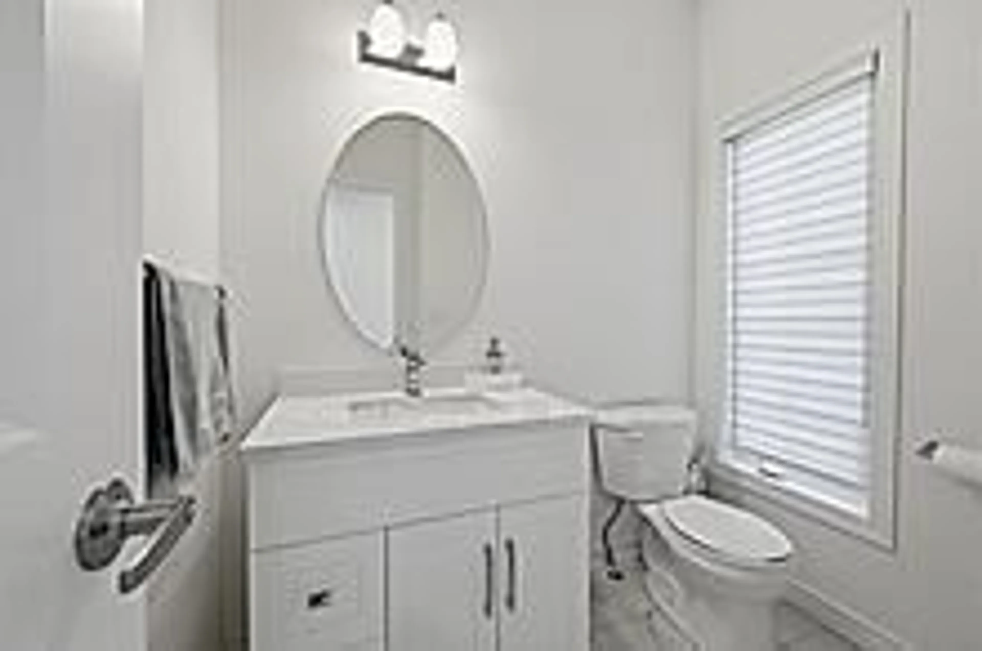 Standard bathroom, ceramic/tile floor for 1944 Don White Crt, Oshawa Ontario L1K 0R3