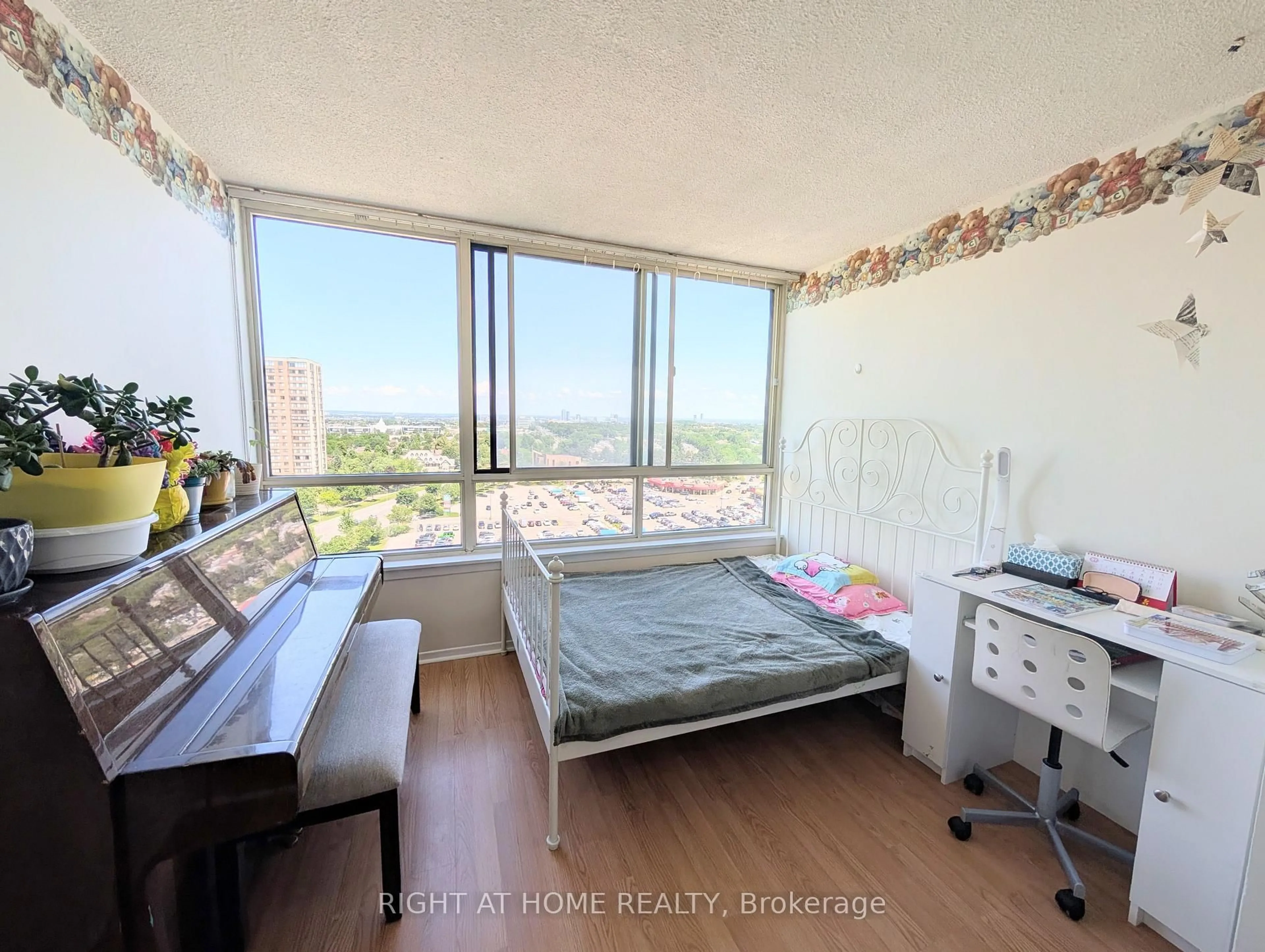 A pic of a room for 275 BAMBURGH Circ #1510, Toronto Ontario M1W 3X4