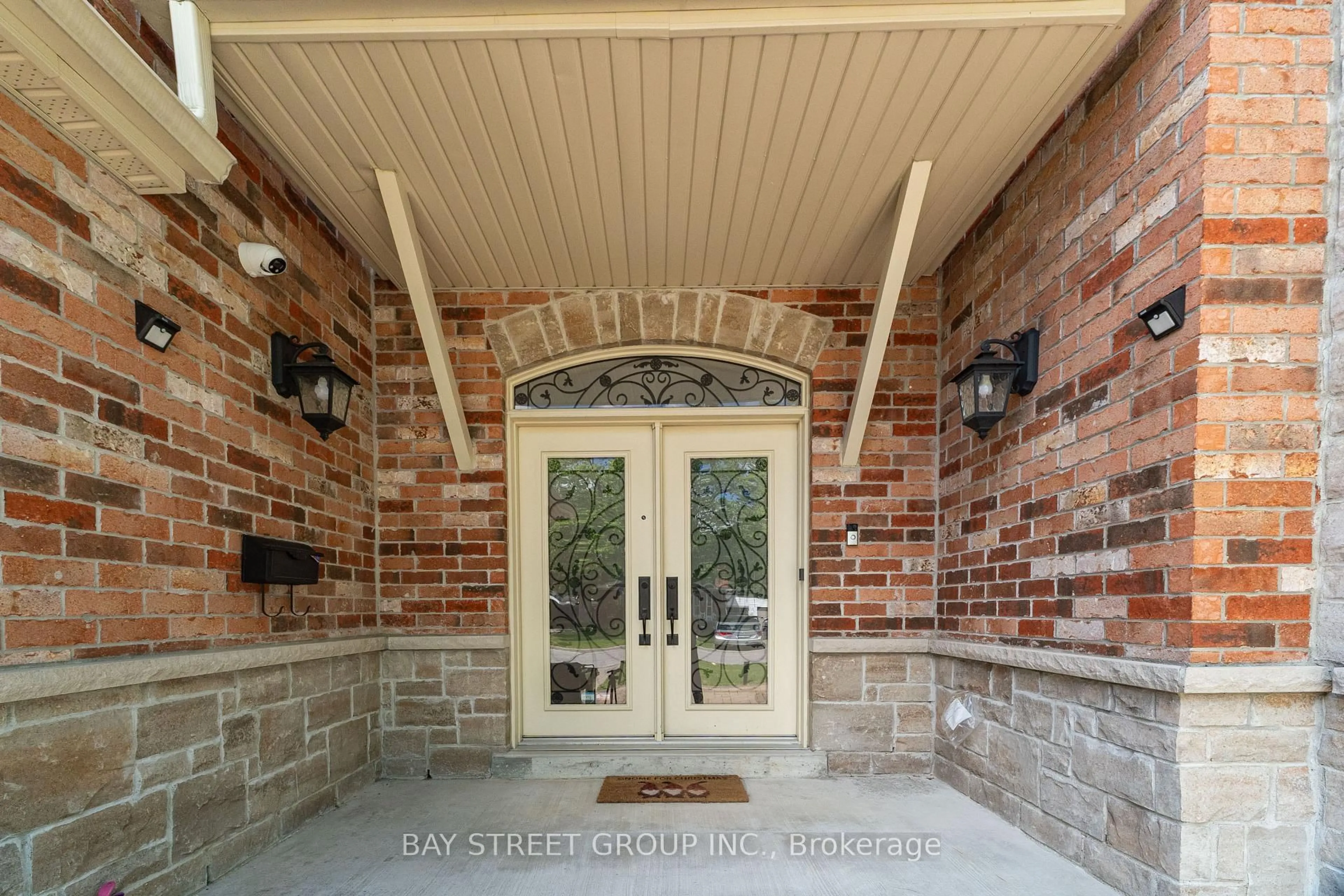 Unknown for 24 Murray Ave, Toronto Ontario M1S 2A2