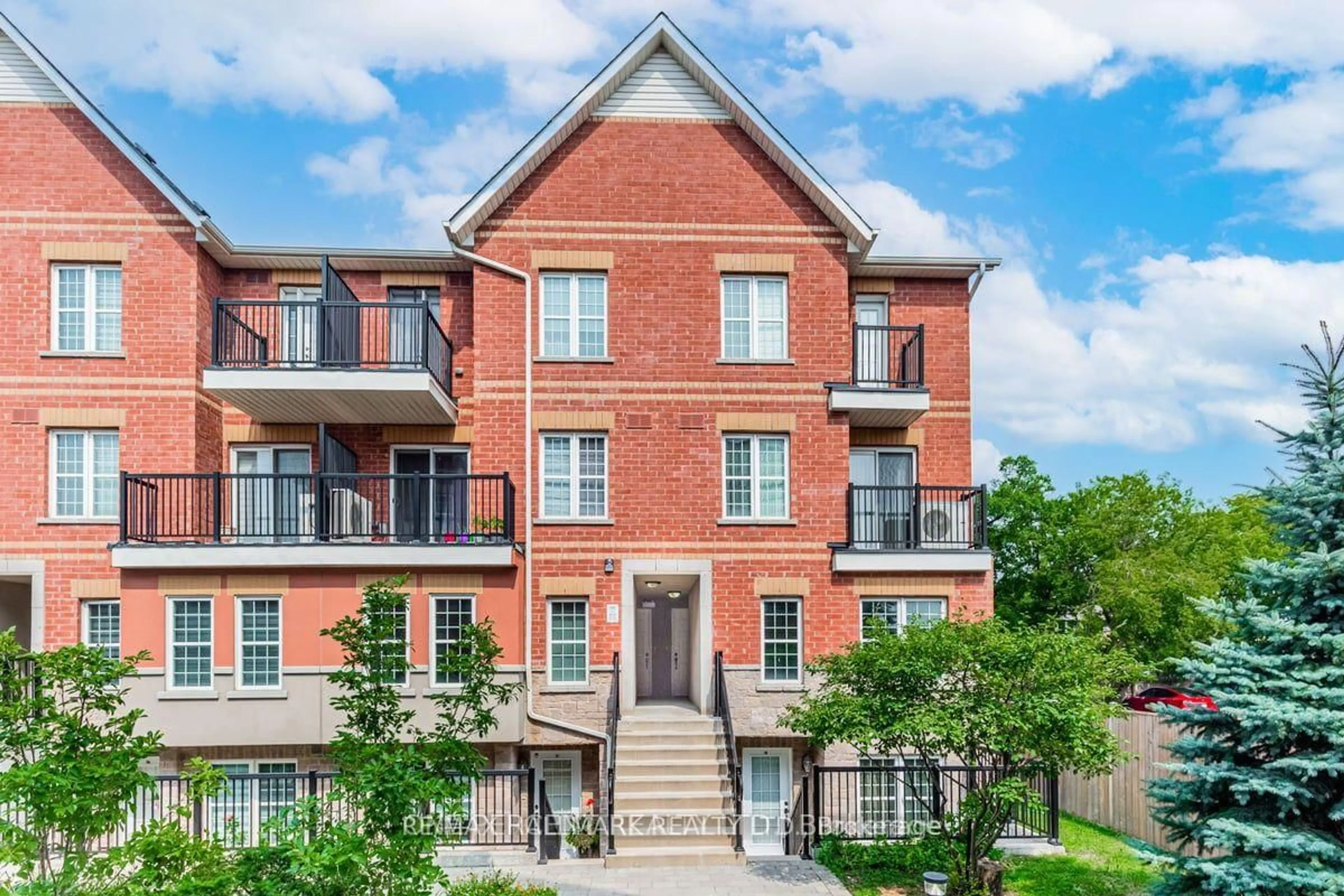 Home with brick exterior material, unknown for 1485 Birchmount Rd #108, Toronto Ontario M1P 0C7