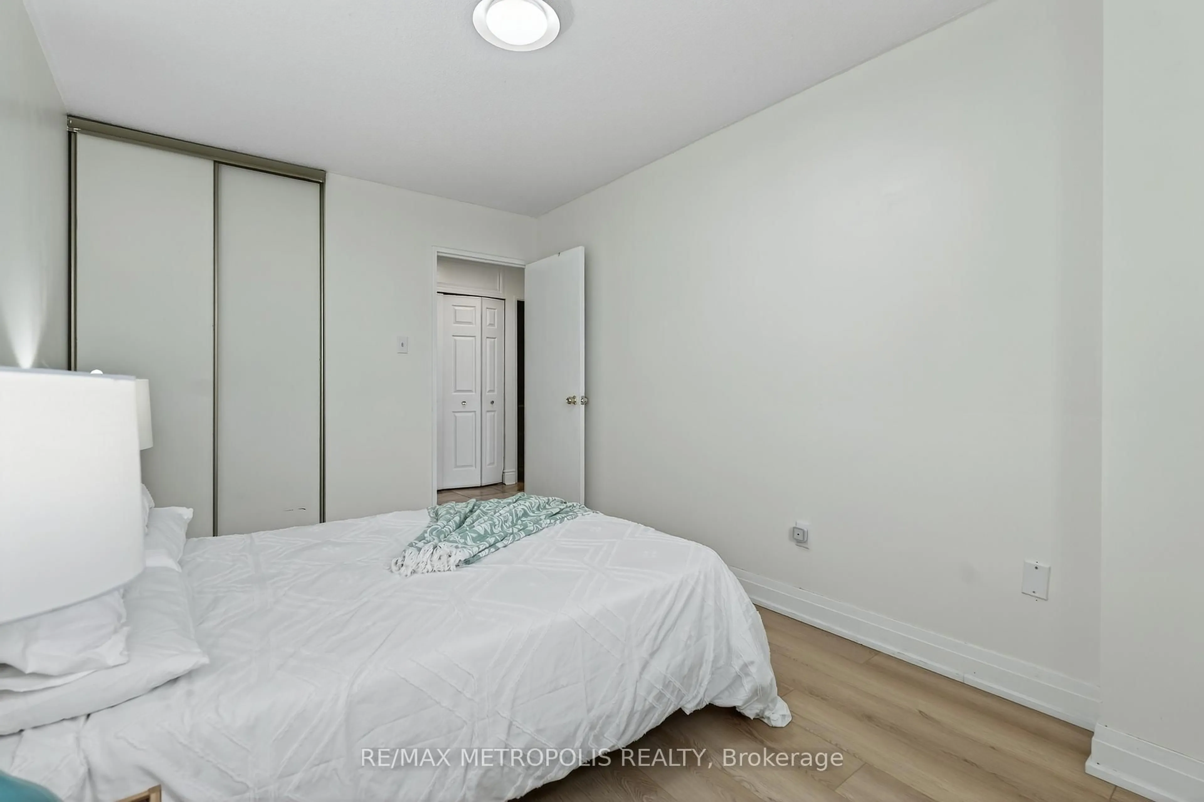 A pic of a room for 44 Falby Crt #707, Ajax Ontario L1S 3L1