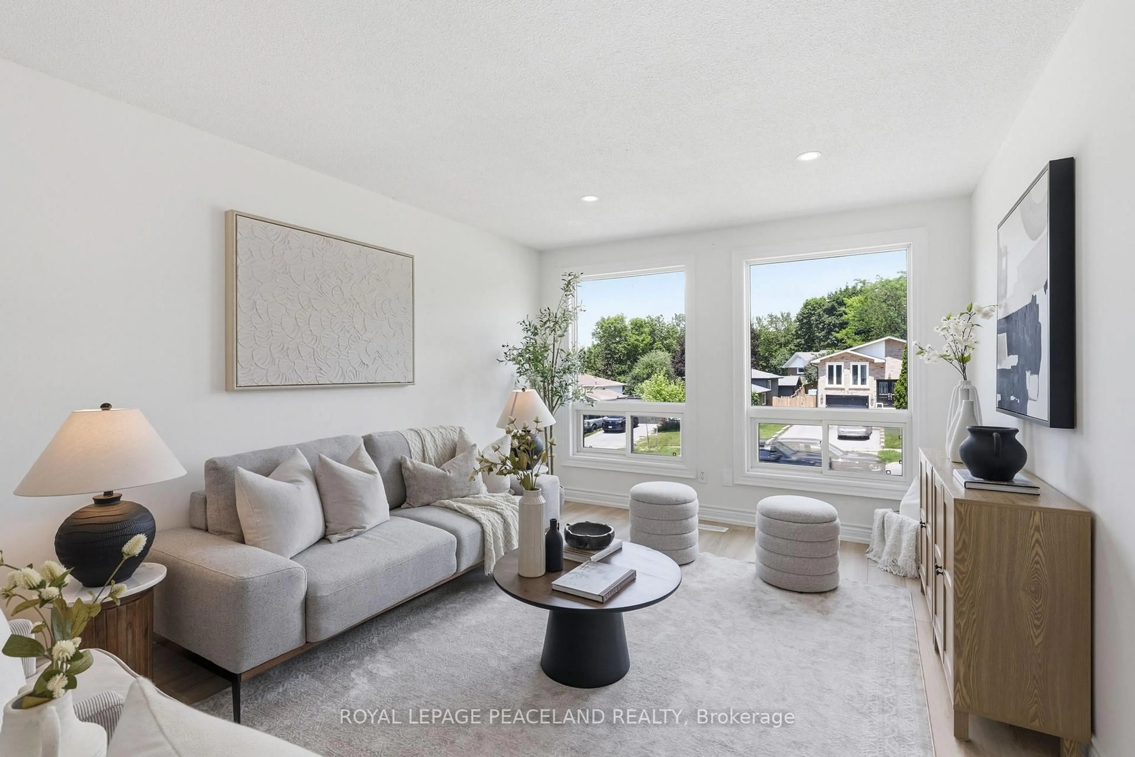 Living room with furniture, unknown for 1263 Cherrydown Dr, Oshawa Ontario L1H 7T4