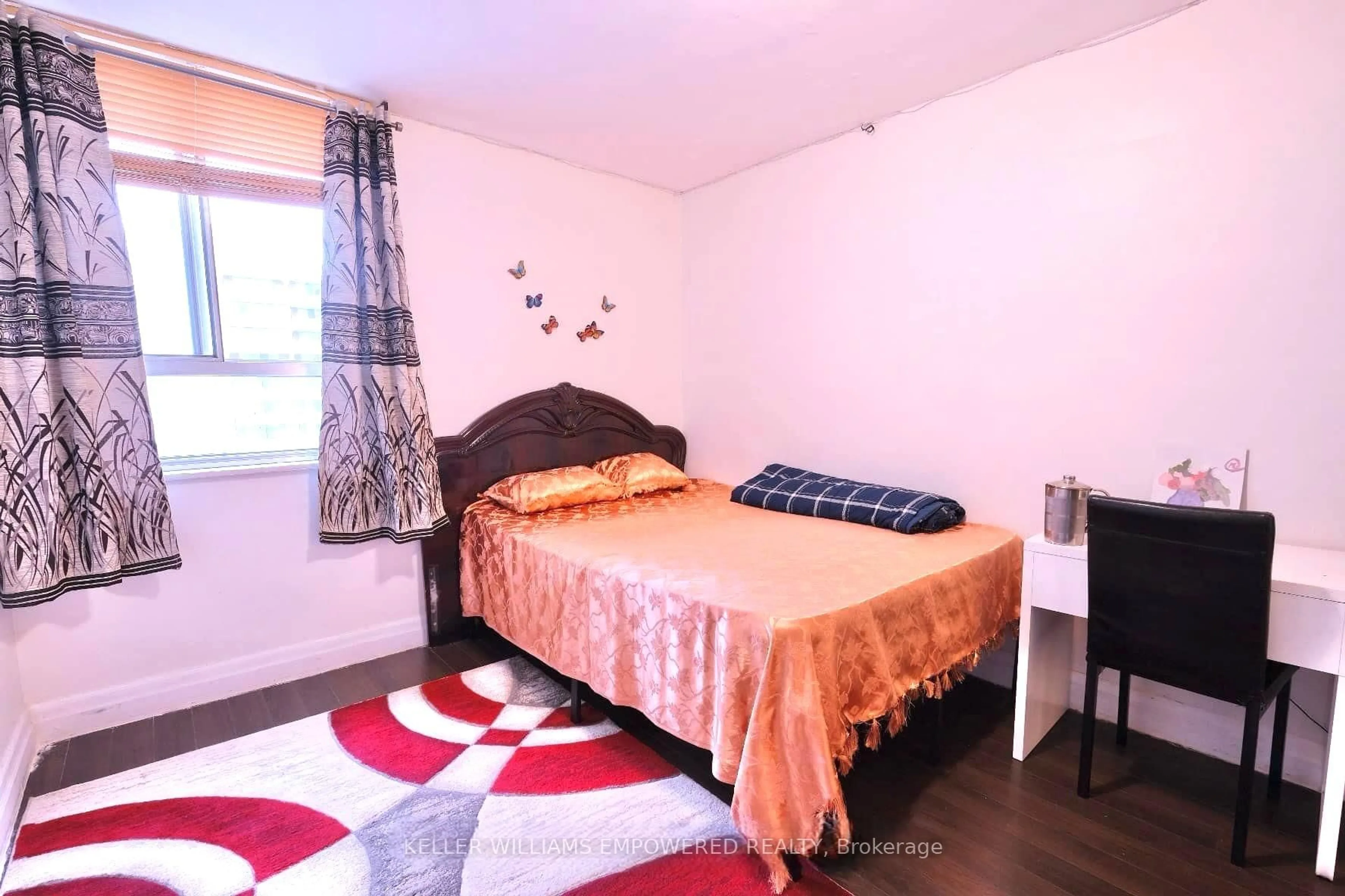 A pic of a room for 1 Massey Sq #2603, Toronto Ontario M4C 5L4