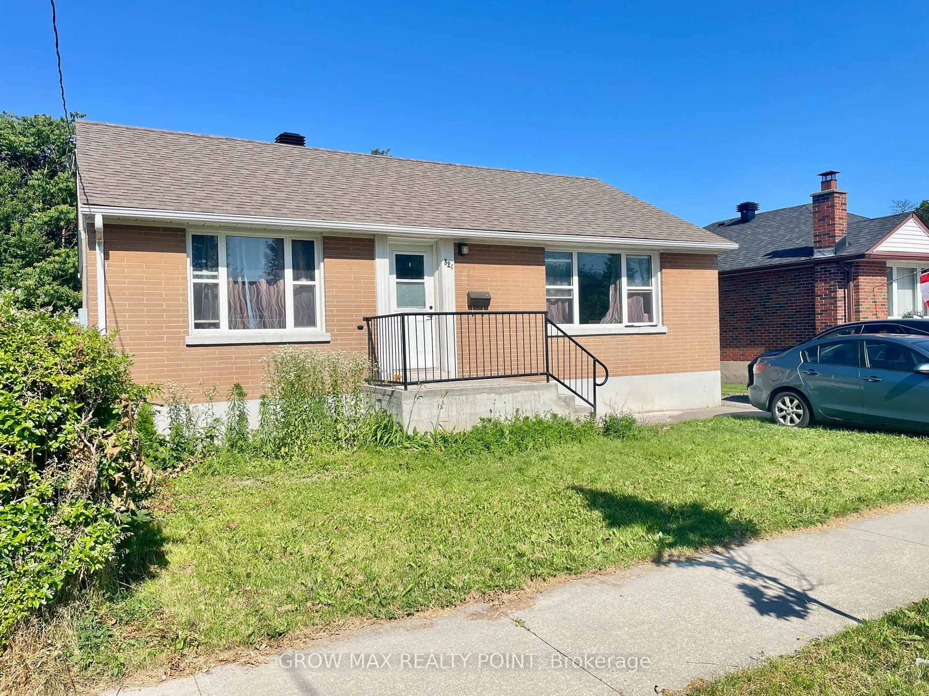 Unknown for 321 Highland Ave, Oshawa Ontario L1H 6B1
