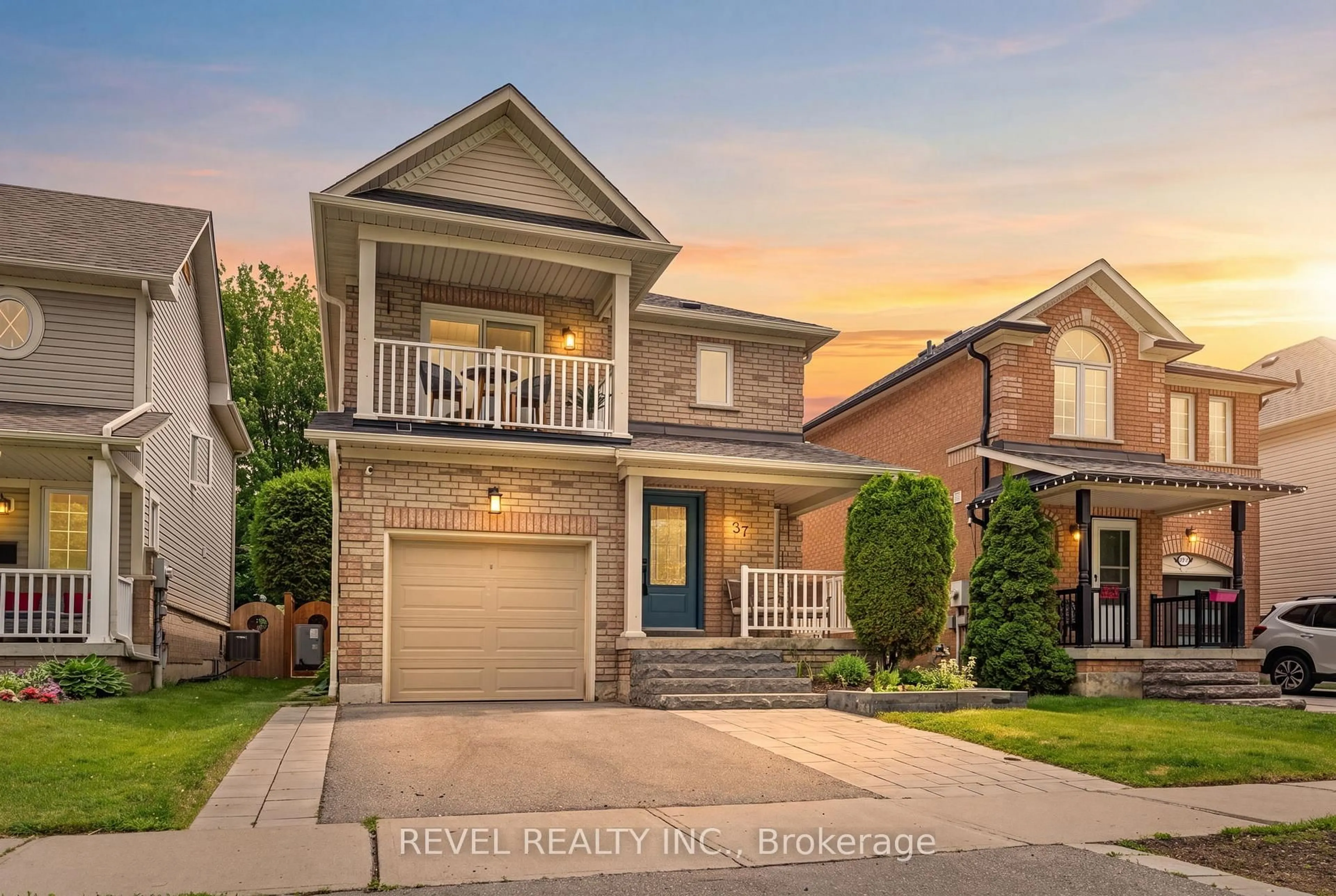 Home with brick exterior material, street for 37 Portage Tr, Whitby Ontario L1N 9R3