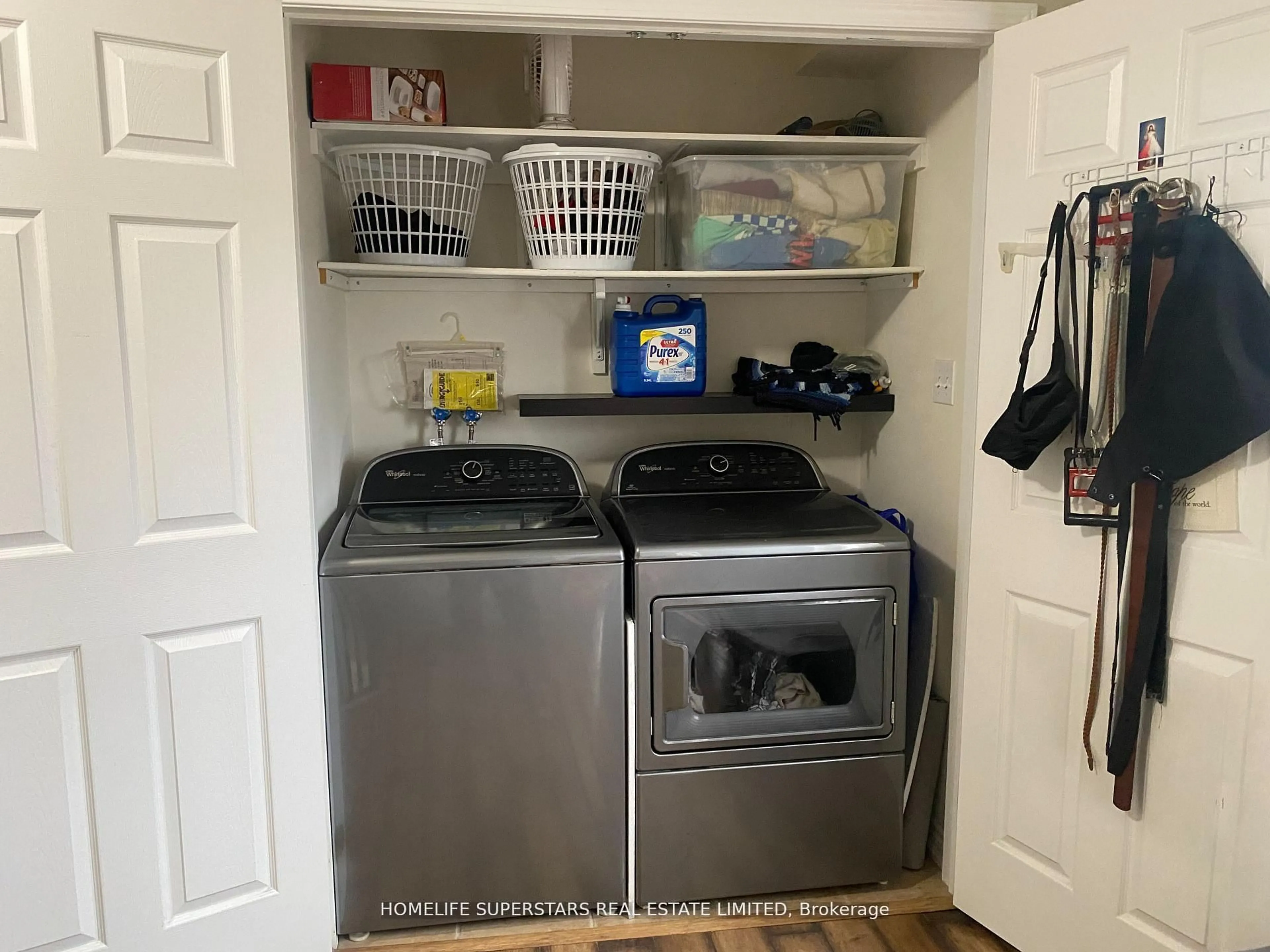 Laundry room for 1316 Macinally Crt, Oshawa Ontario L1K 0B6