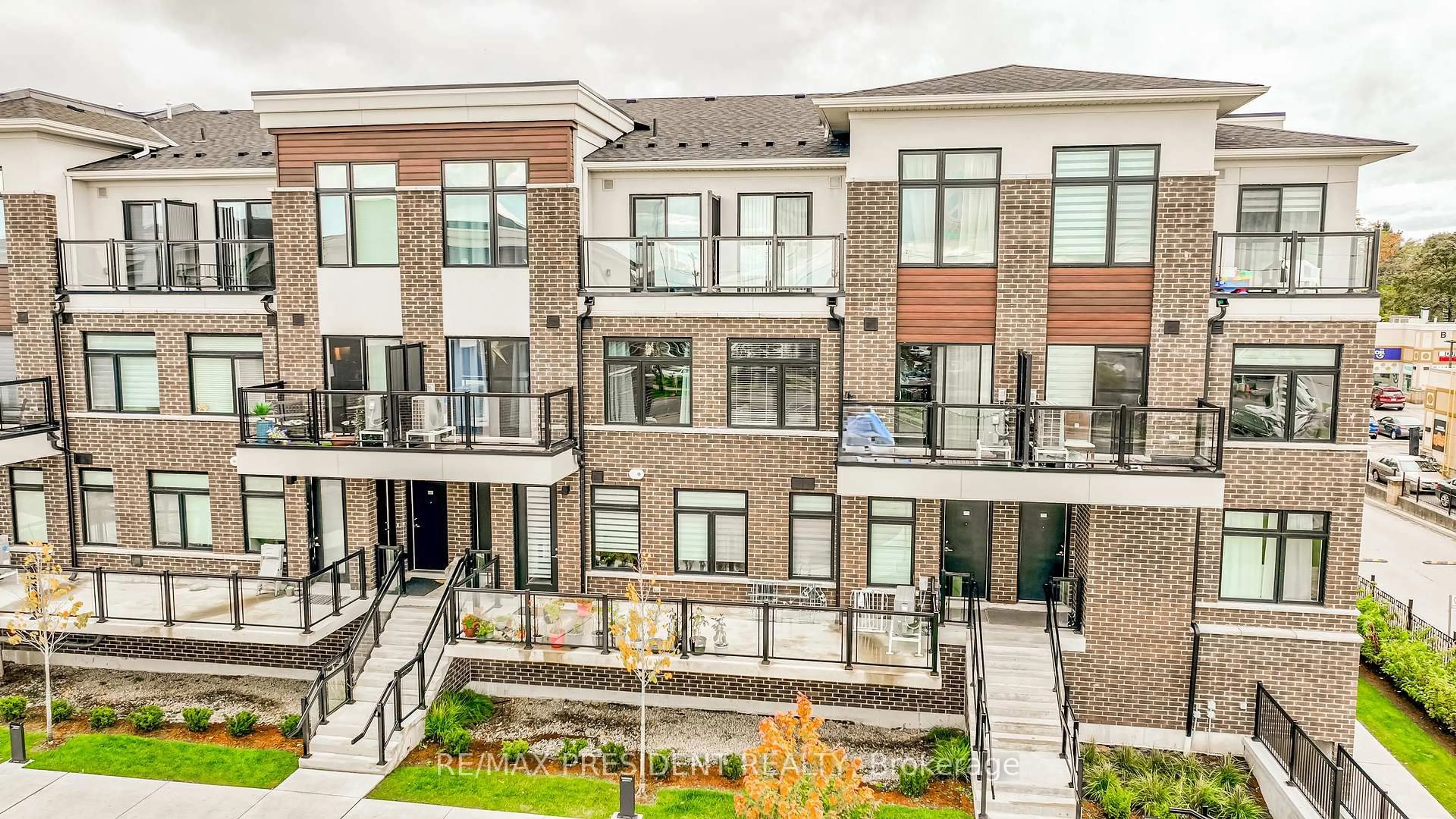 Unknown for 755 Omega Dr #218, Pickering Ontario L1V 0H1