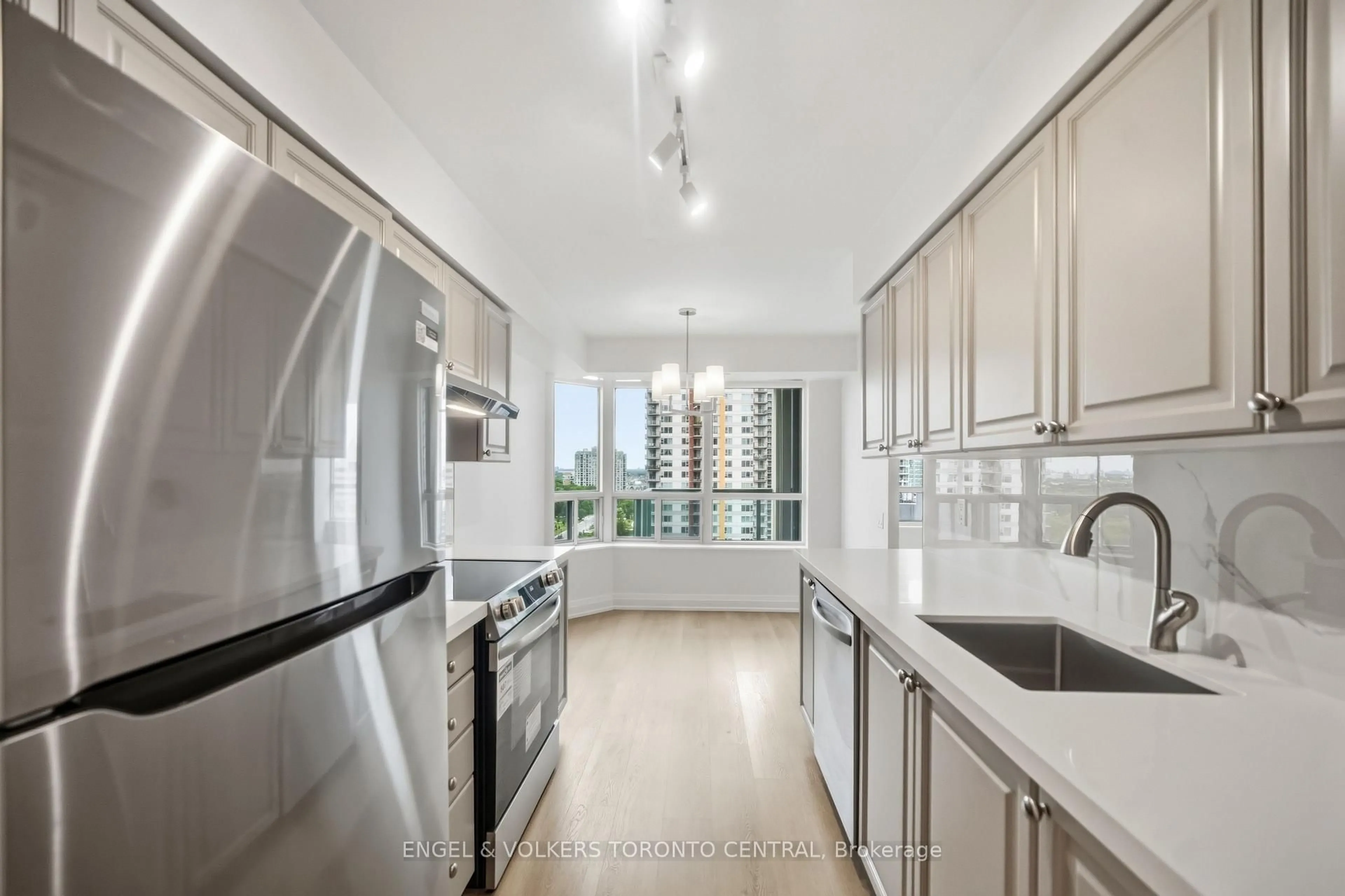 Unknown for 61 Town Centre Crt #1603, Toronto Ontario M1P 5C5