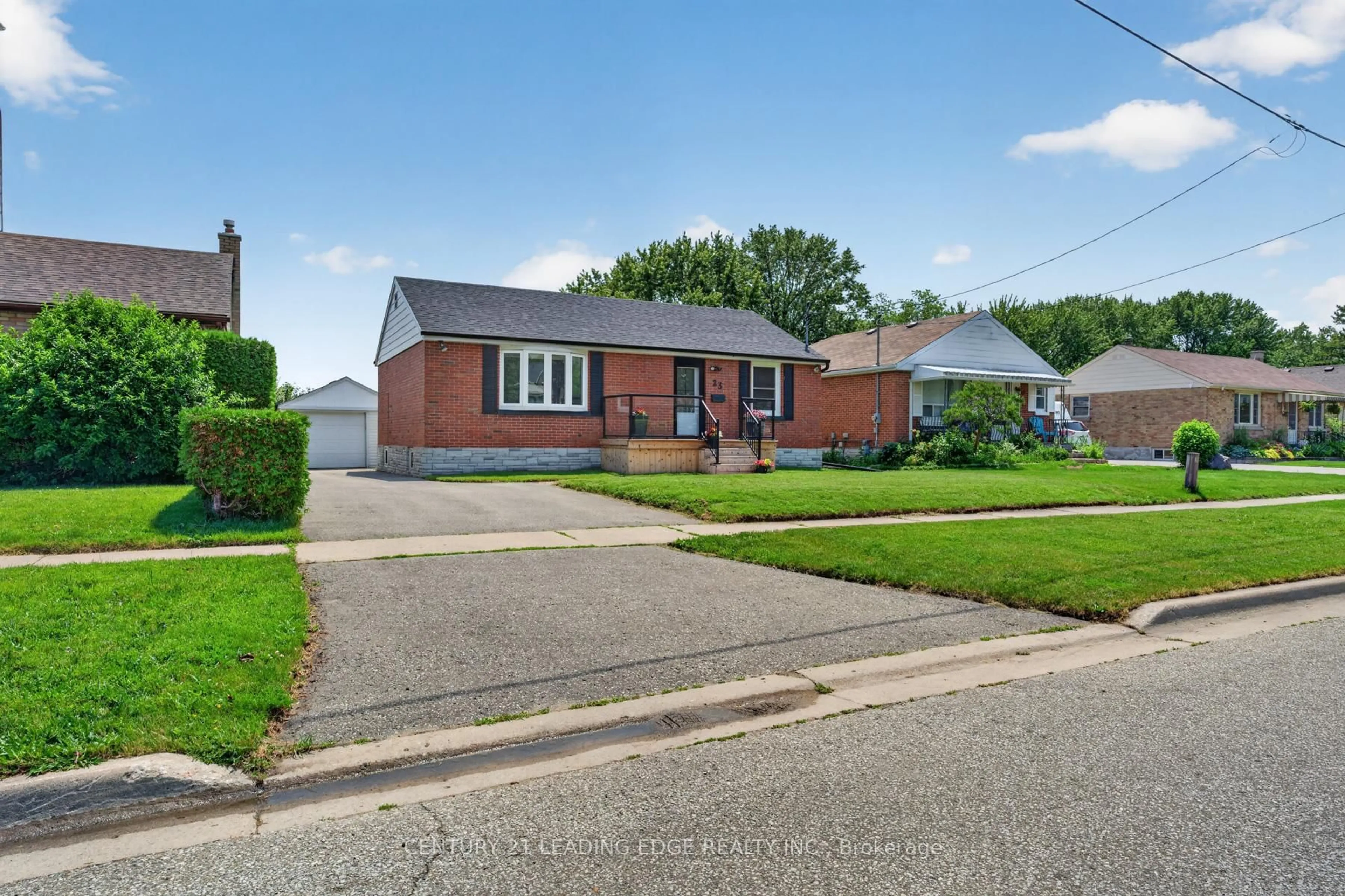 Home with brick exterior material, street for 23 Kawartha Ave, Oshawa Ontario L1H 3Y7