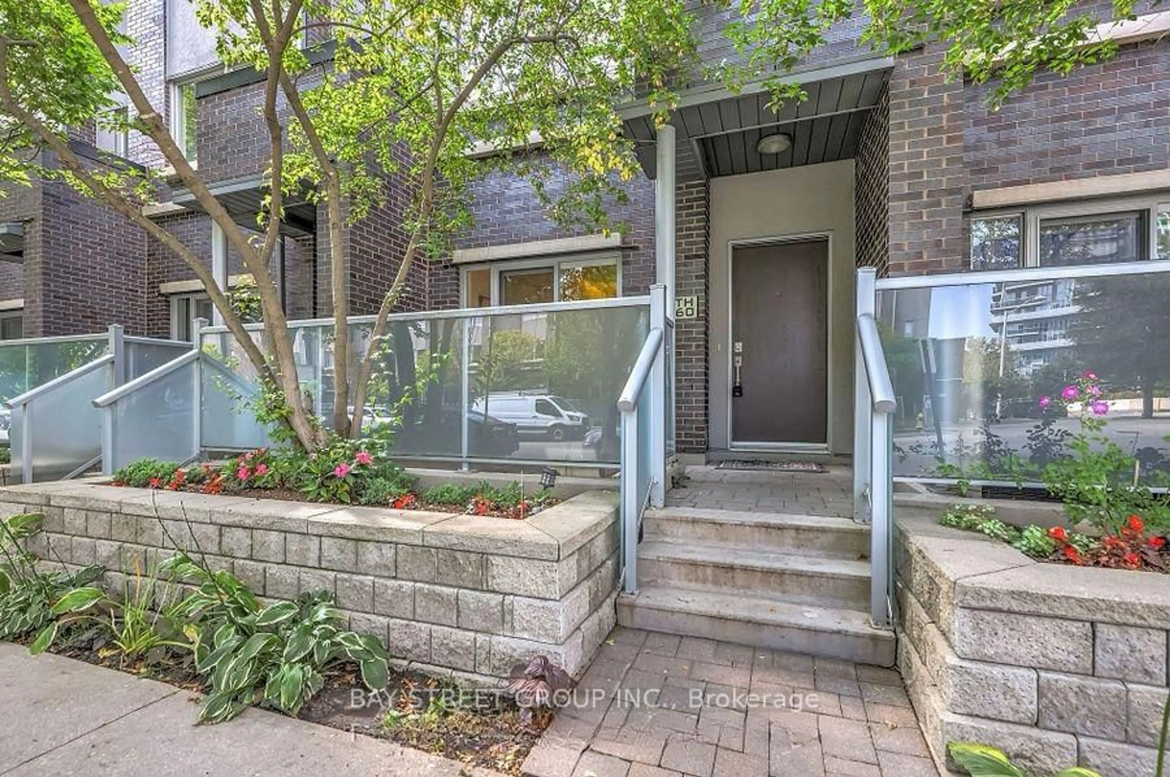 Unknown for 295 VILLAGE GREEN Sq #60, Toronto Ontario M1S 0L2