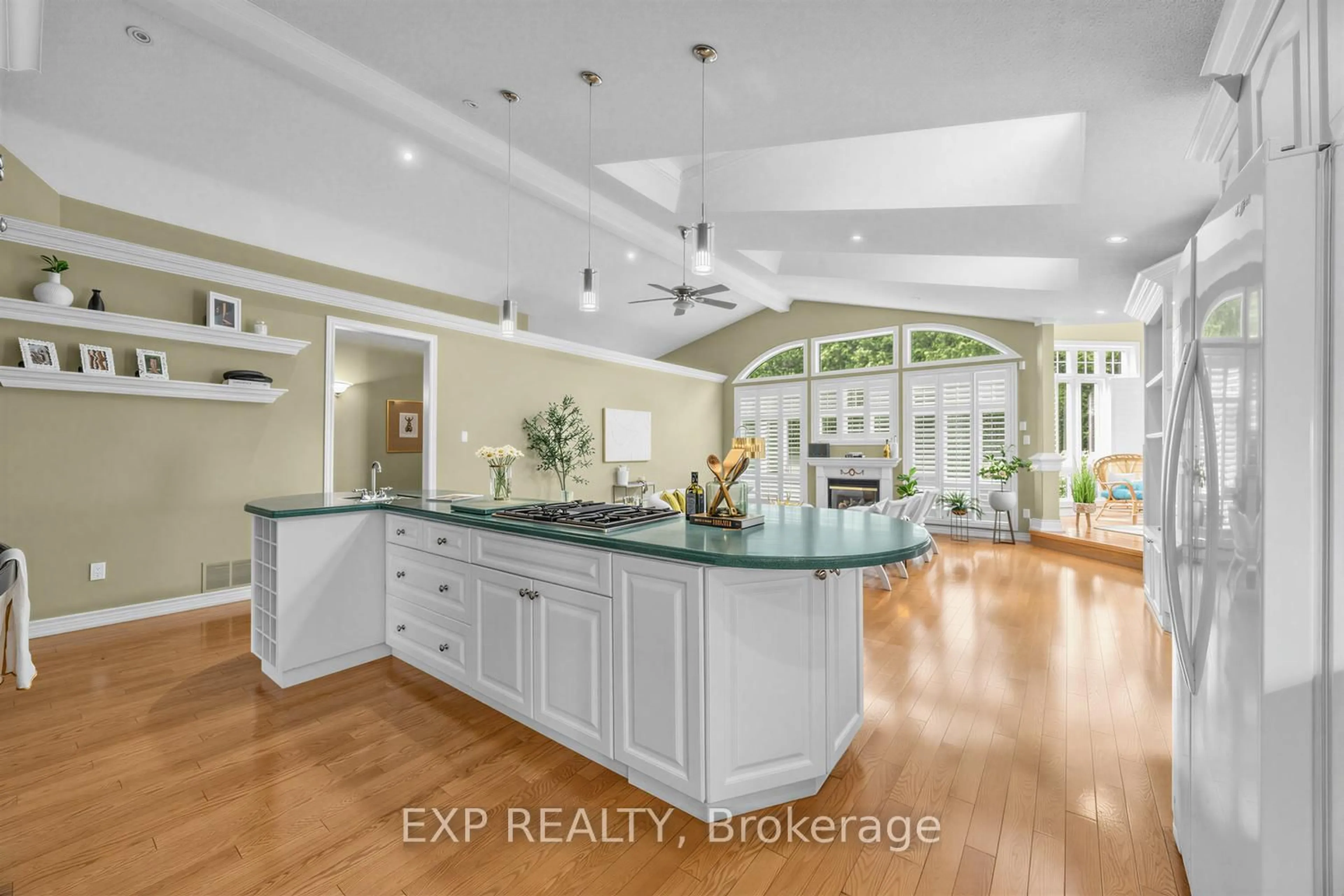 Open concept kitchen, ceramic/tile floor for 177 Island Rd, Toronto Ontario M1C 2P9