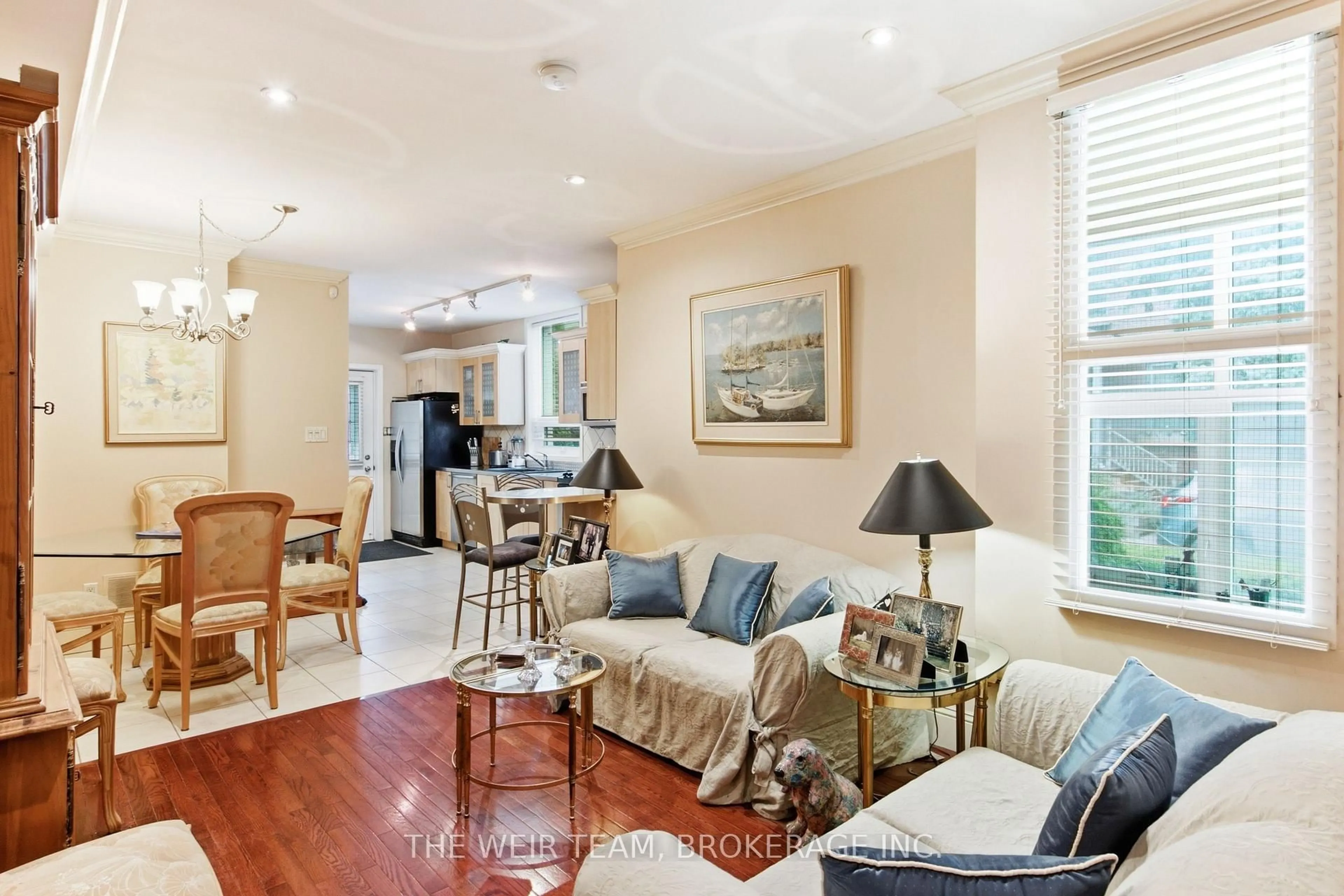 Unknown for 114 De Grassi St, Toronto Ontario M4M 2K3