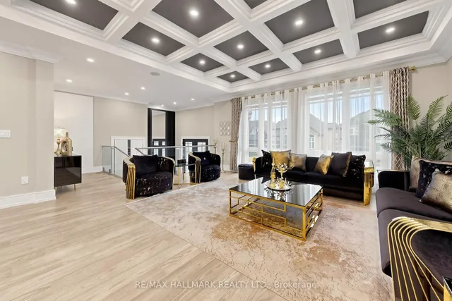901 Wingarden Cres, Pickering 5