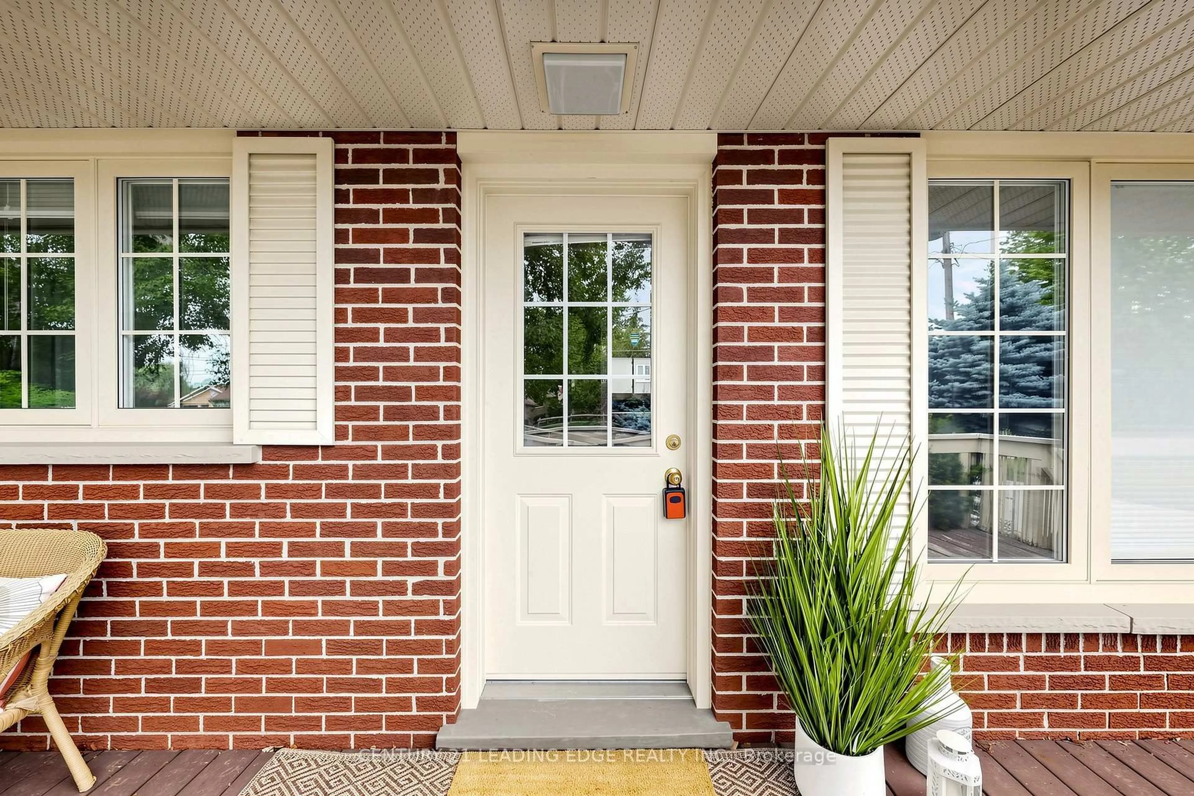 Home with brick exterior material, street for 46 Ash St, Scugog Ontario L9L 1E2