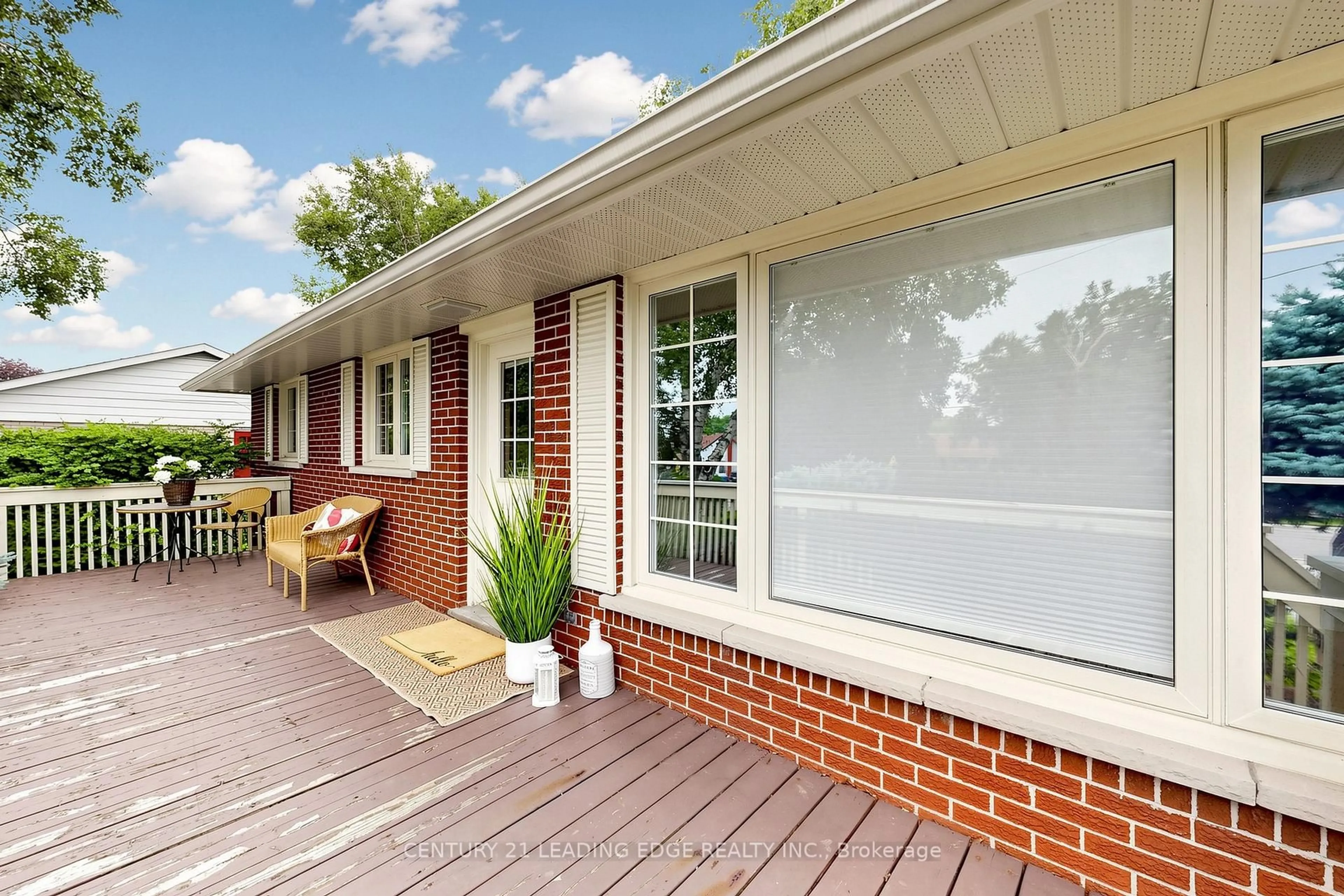 Home with brick exterior material, street for 46 Ash St, Scugog Ontario L9L 1E2