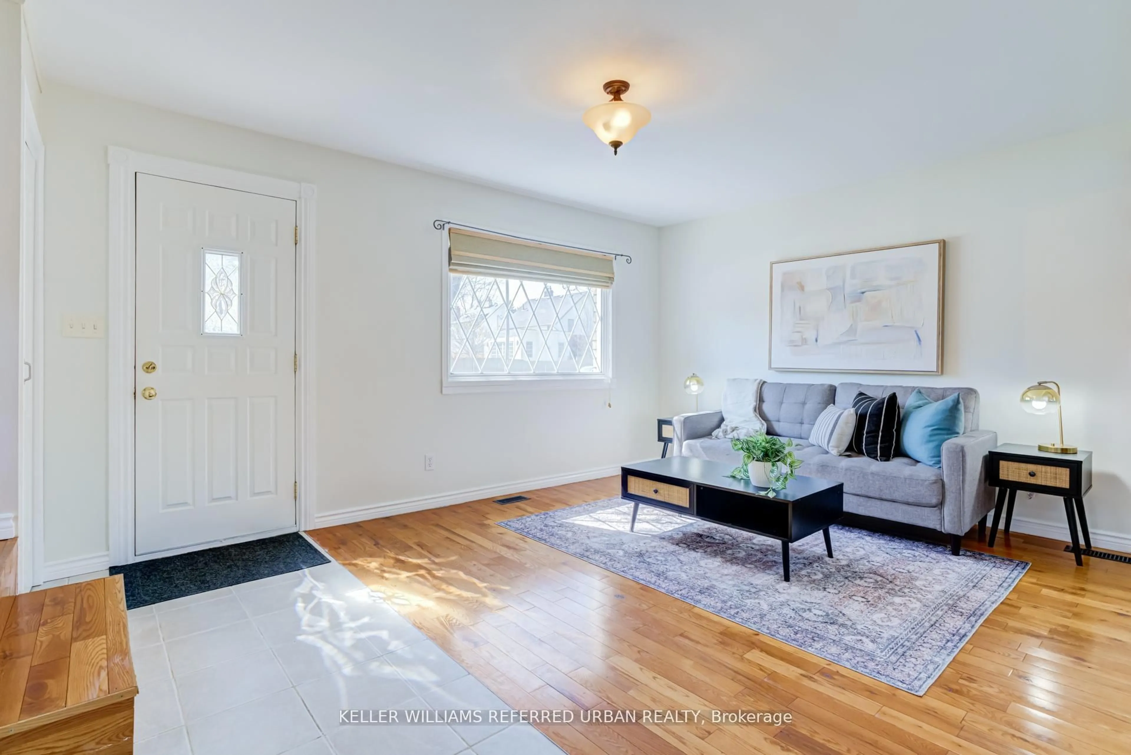 Living room with furniture, unknown for 569 Masson St, Oshawa Ontario L1G 5A2