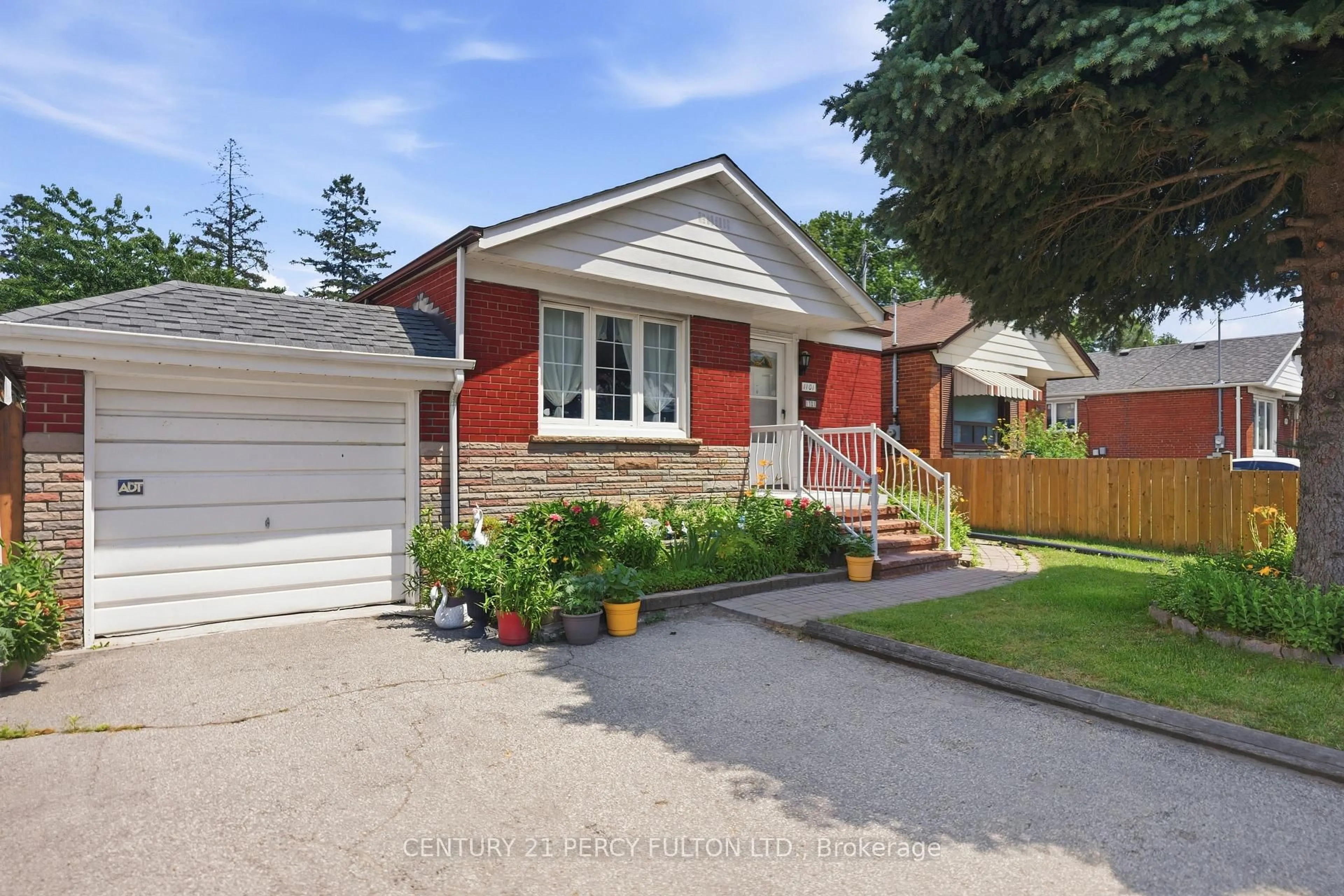 Home with brick exterior material, street for 1101 Warden Ave, Toronto Ontario M1R 2P5
