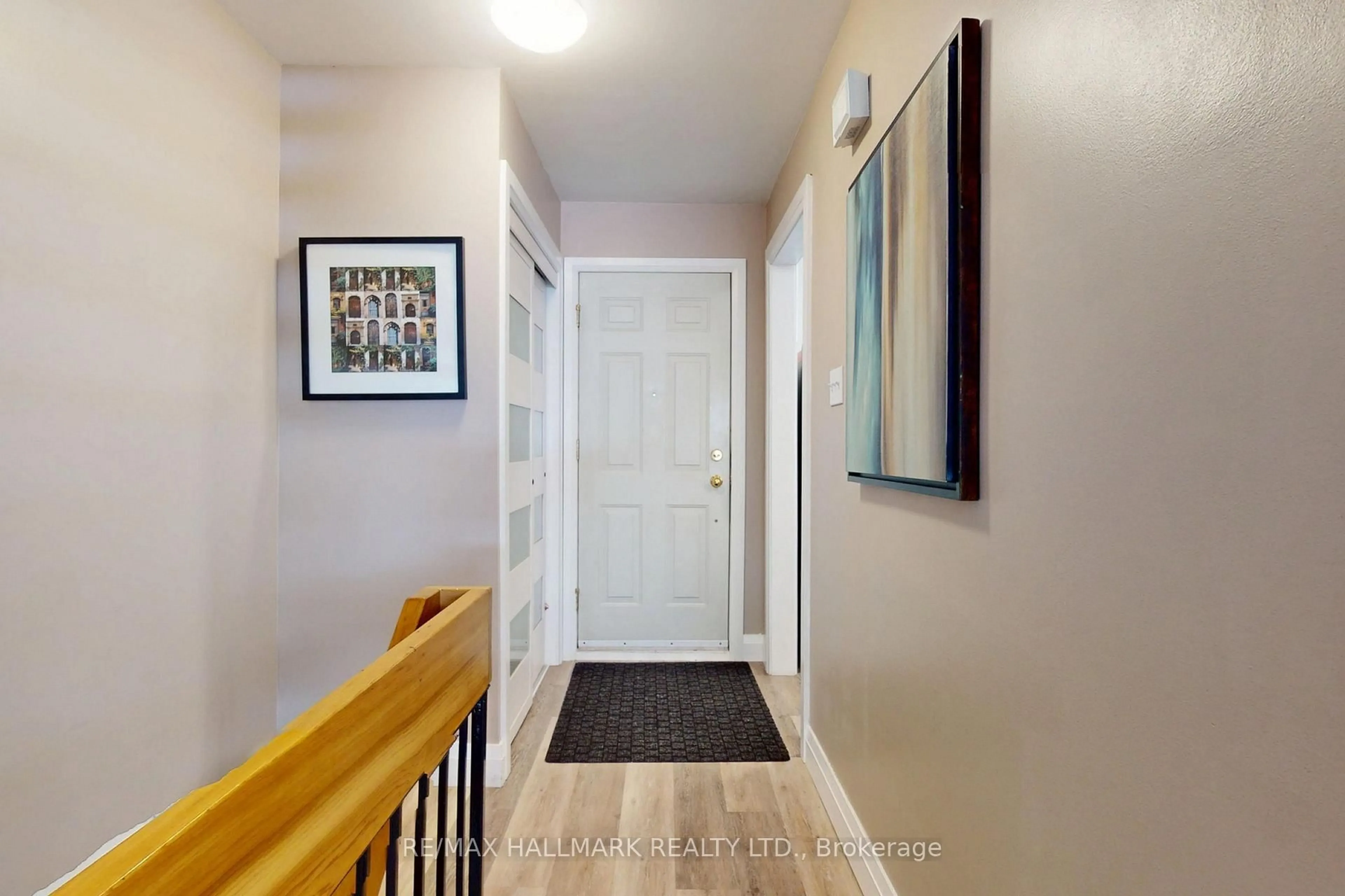Indoor entryway for 275 Manse Rd #66, Toronto Ontario M1E 4X8