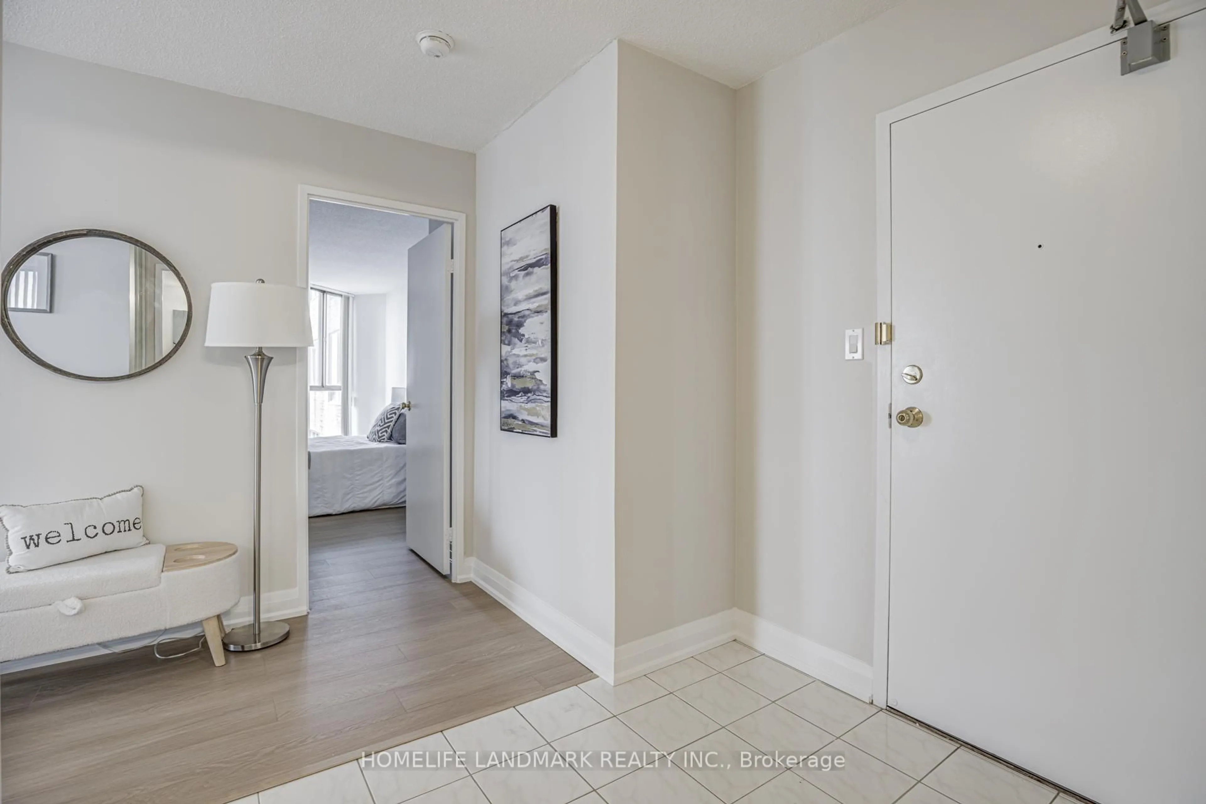Indoor entryway for 25 Bamburgh Circ #2142, Toronto Ontario M1W 3W2